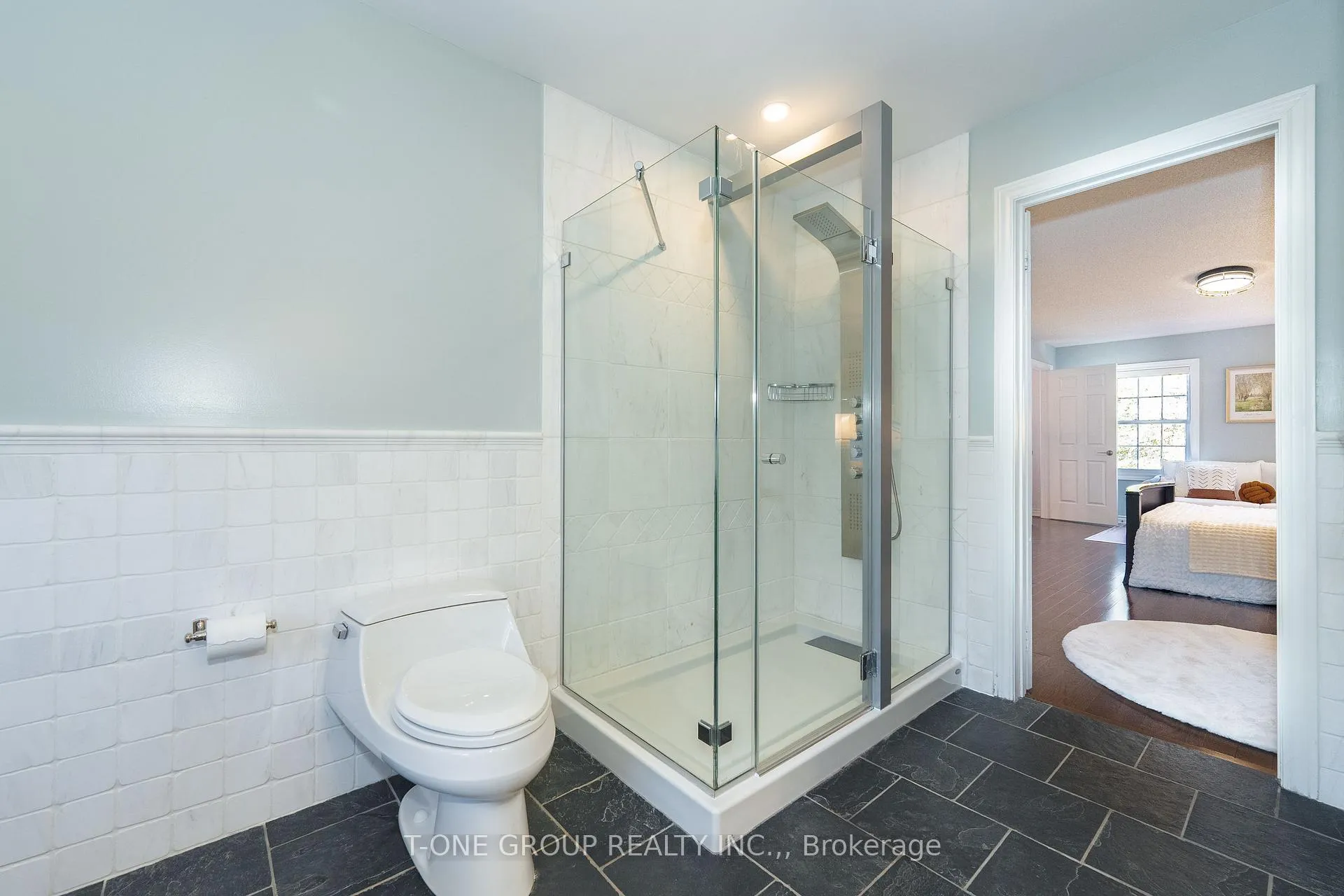 Photo 24 of 124 Aitken Circle, Markham, Unionville — HOMEH