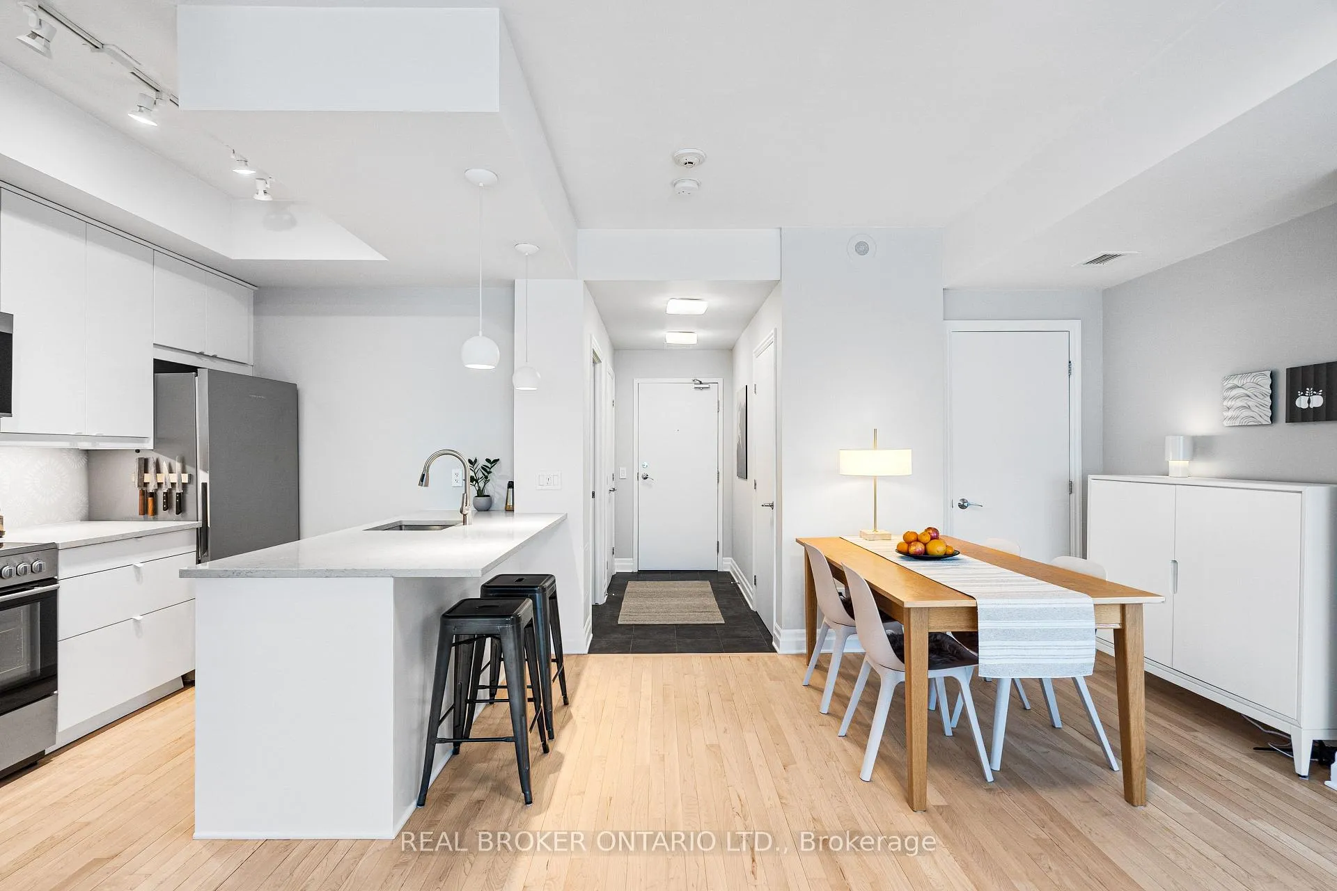 Photo 12 of Unit 810, 235 Kent Street, Ottawa, Ottawa Centre — HOMEH