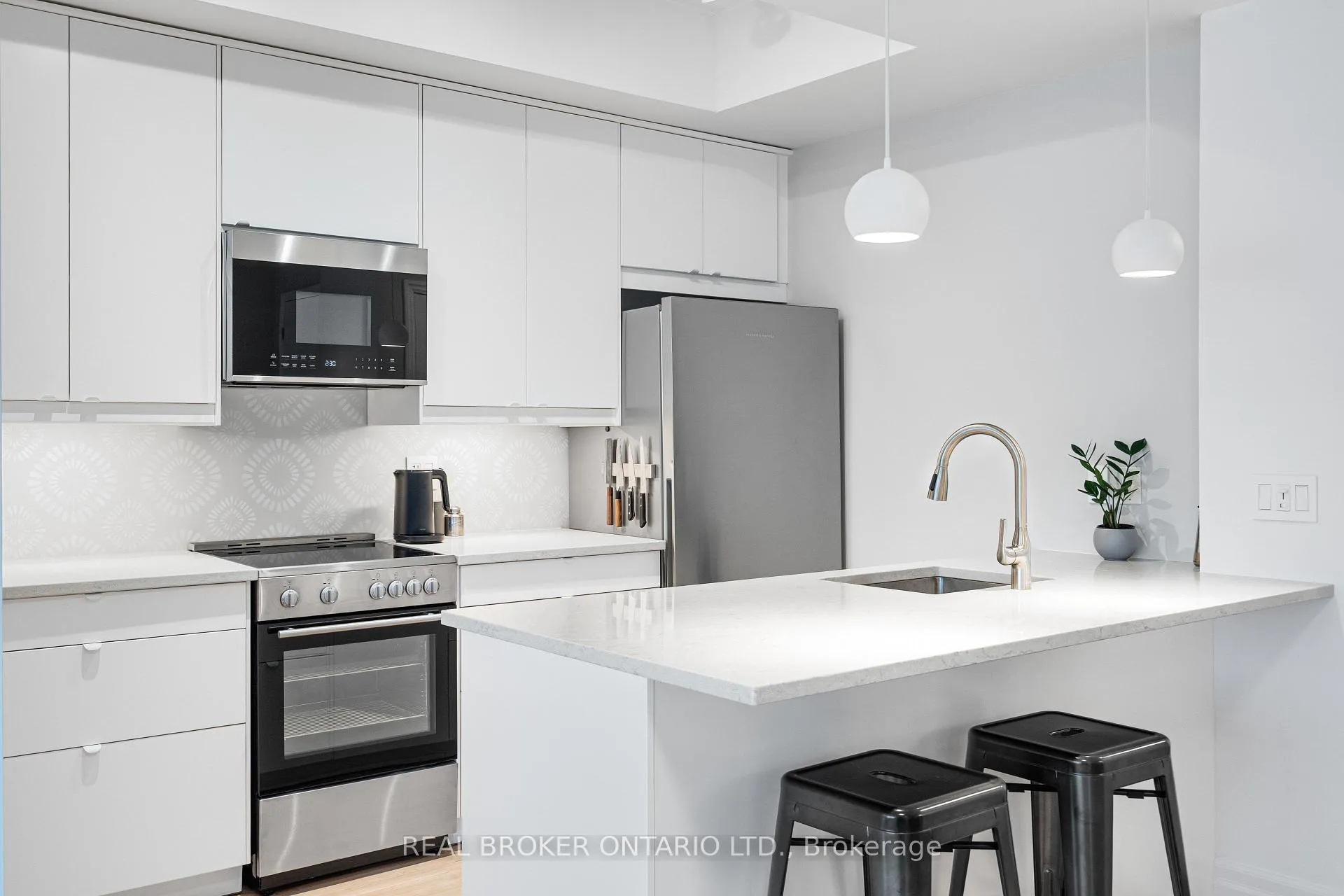 Photo 14 of Unit 810, 235 Kent Street, Ottawa, Ottawa Centre — HOMEH