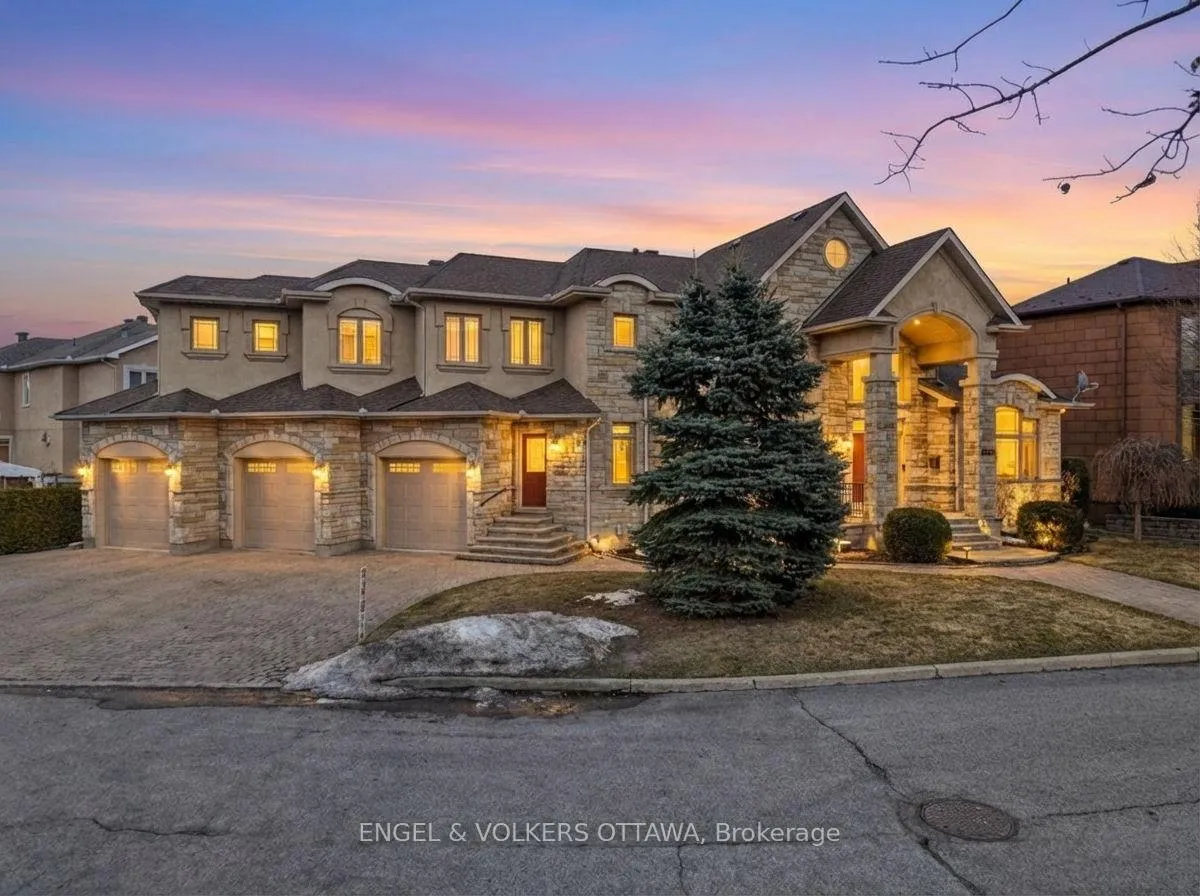 Photo 1 of 453 Rahul Crescent, Ottawa, Mooneys Bay — HOMEH