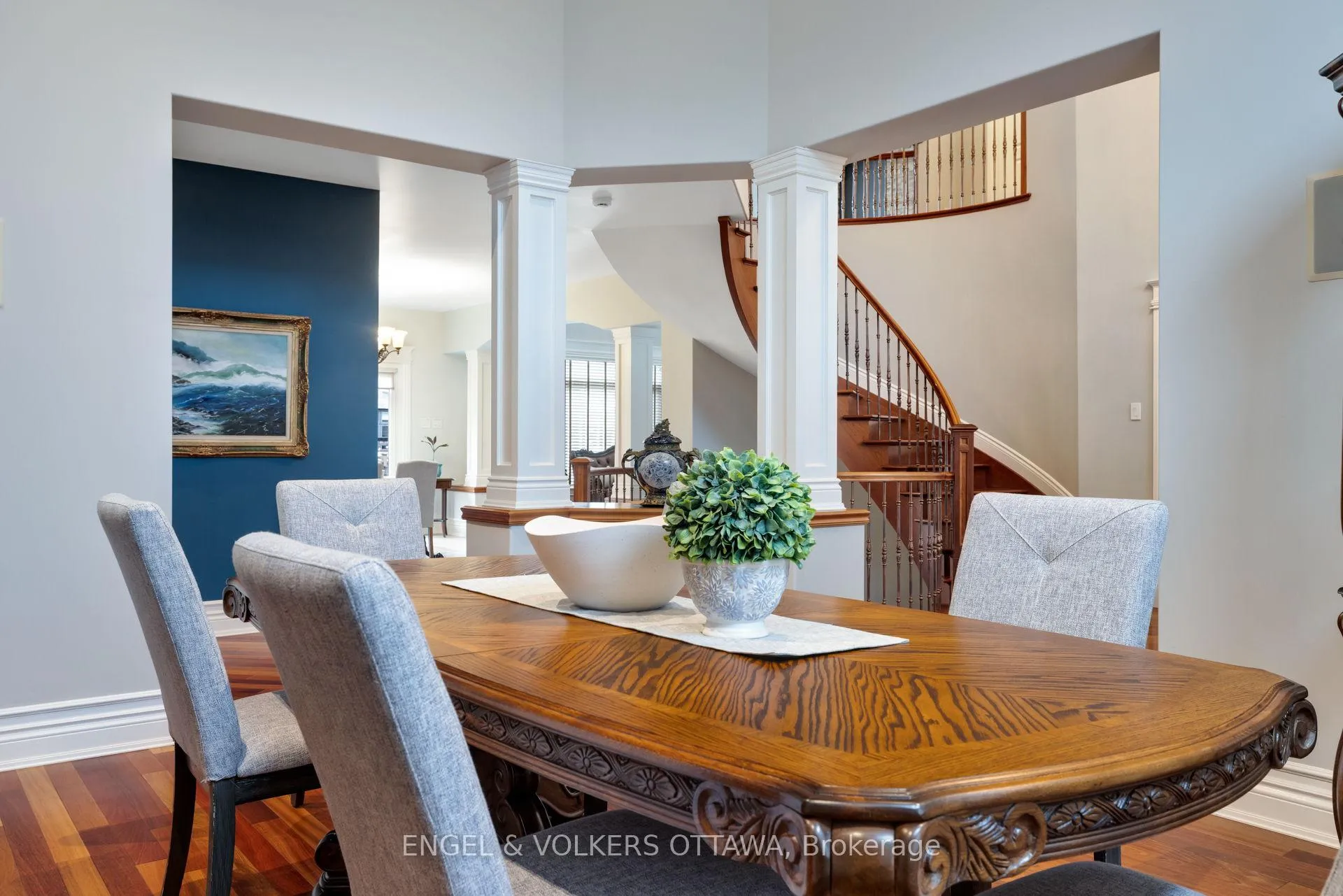 Photo 10 of 453 Rahul Crescent, Ottawa, Mooneys Bay — HOMEH