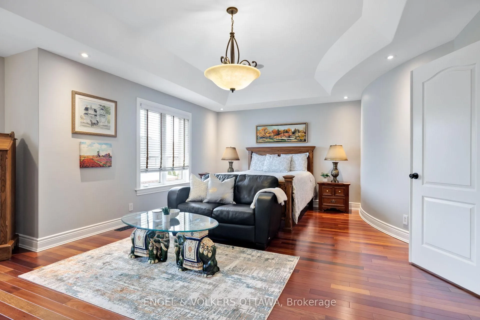 Photo 28 of 453 Rahul Crescent, Ottawa, Mooneys Bay — HOMEH