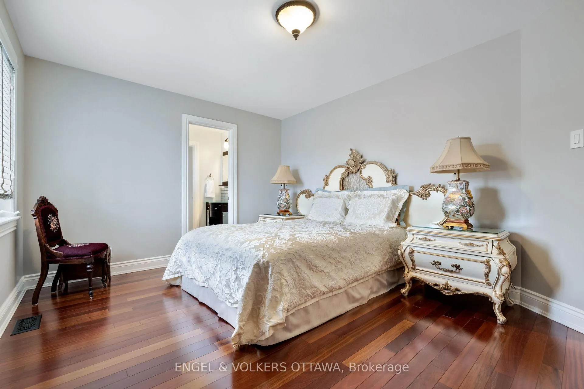 Photo 38 of 453 Rahul Crescent, Ottawa, Mooneys Bay — HOMEH