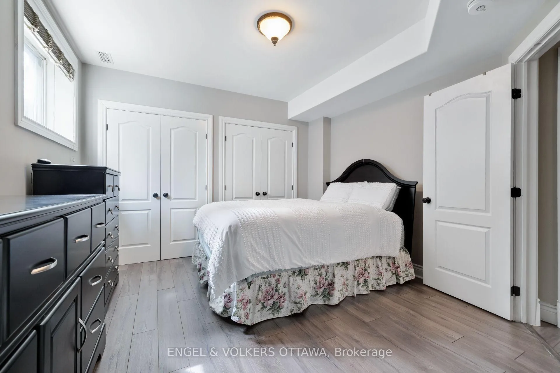 Photo 42 of 453 Rahul Crescent, Ottawa, Mooneys Bay — HOMEH