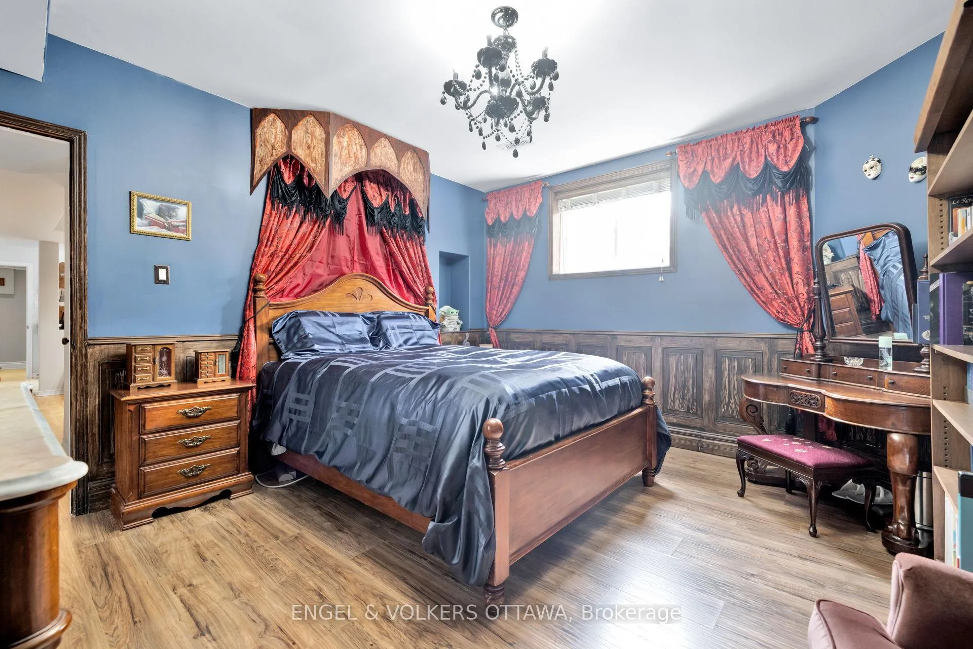 Photo 48 of 453 Rahul Crescent, Ottawa, Mooneys Bay — HOMEH