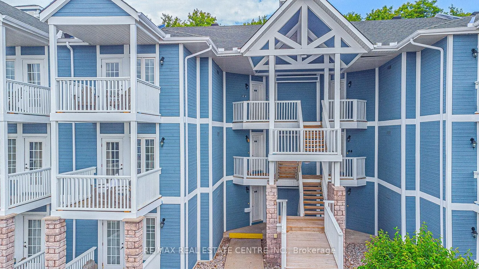 Front of Unit 2241, 90 Highland Drive