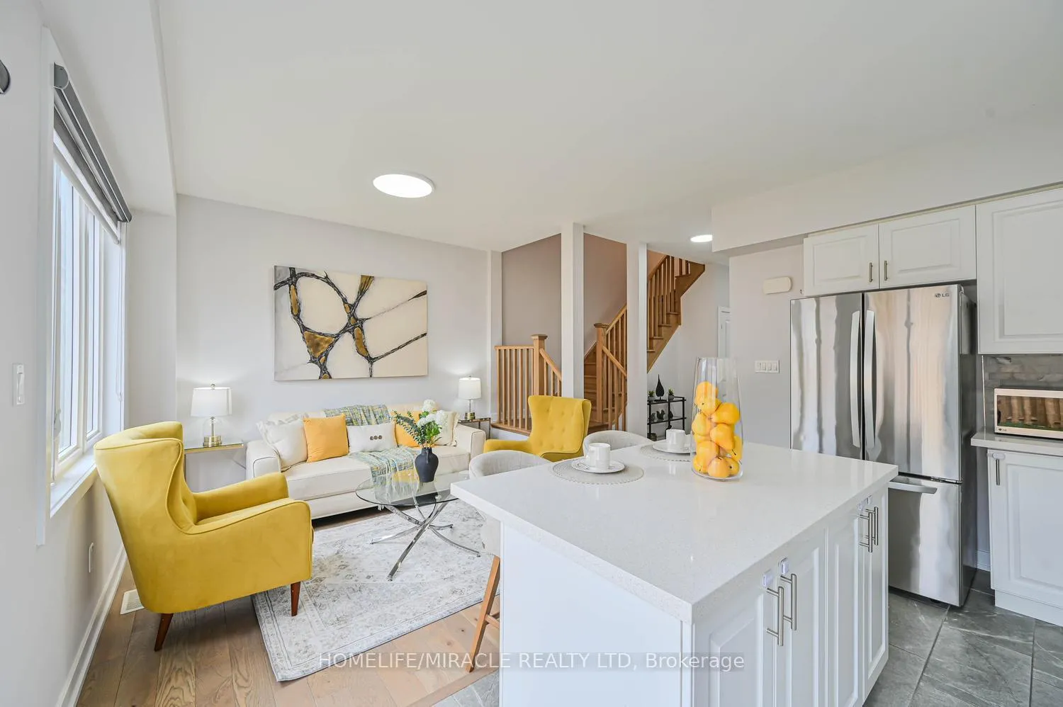 Photo 9 of 29 Turnberry Lane, Barrie, Painswick South — HOMEH