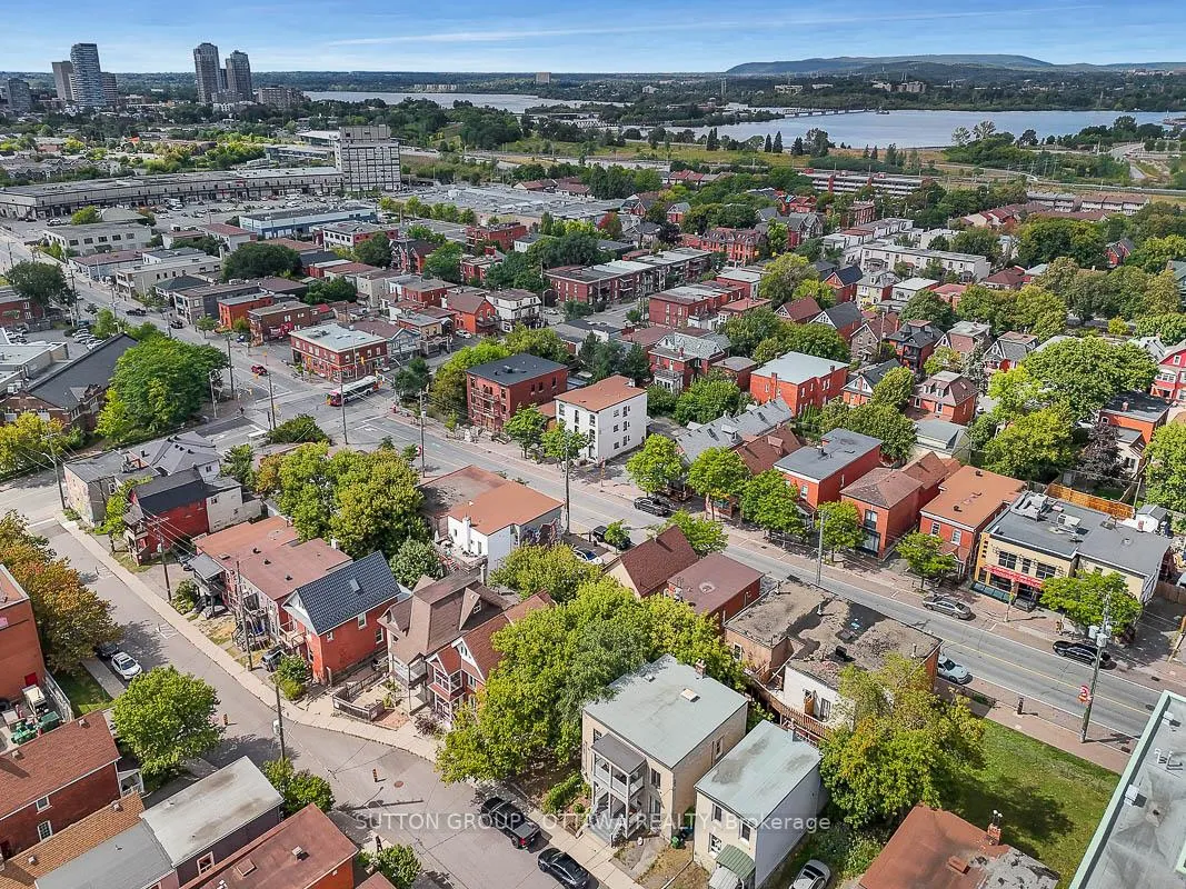 Photo 12 of 133 Eccles Street, Ottawa, West Centre Town — HOMEH