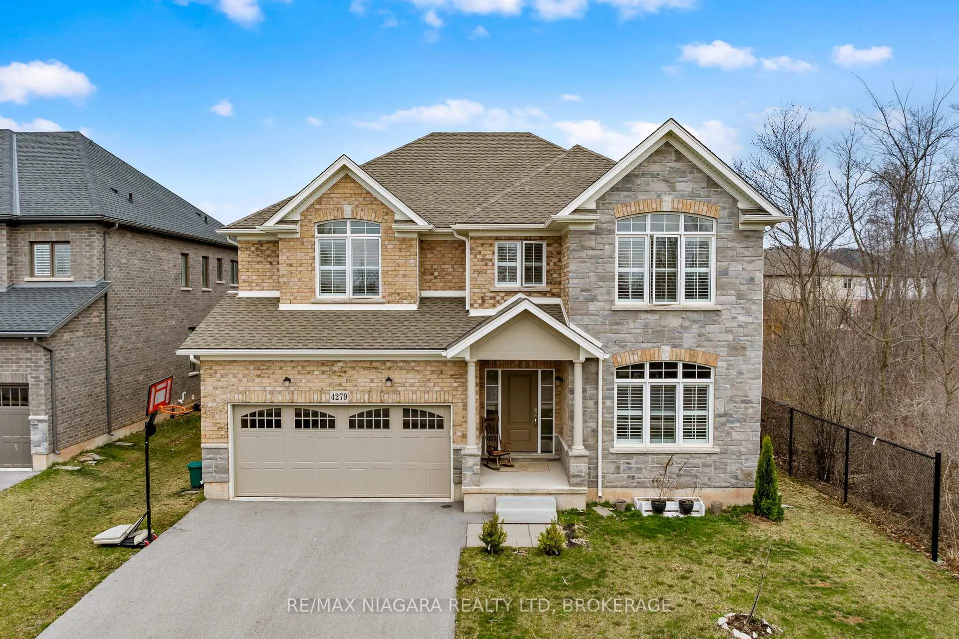 Photo 1 of 4279 Willick Road, Niagara Falls, Lyons Creek — HOMEH