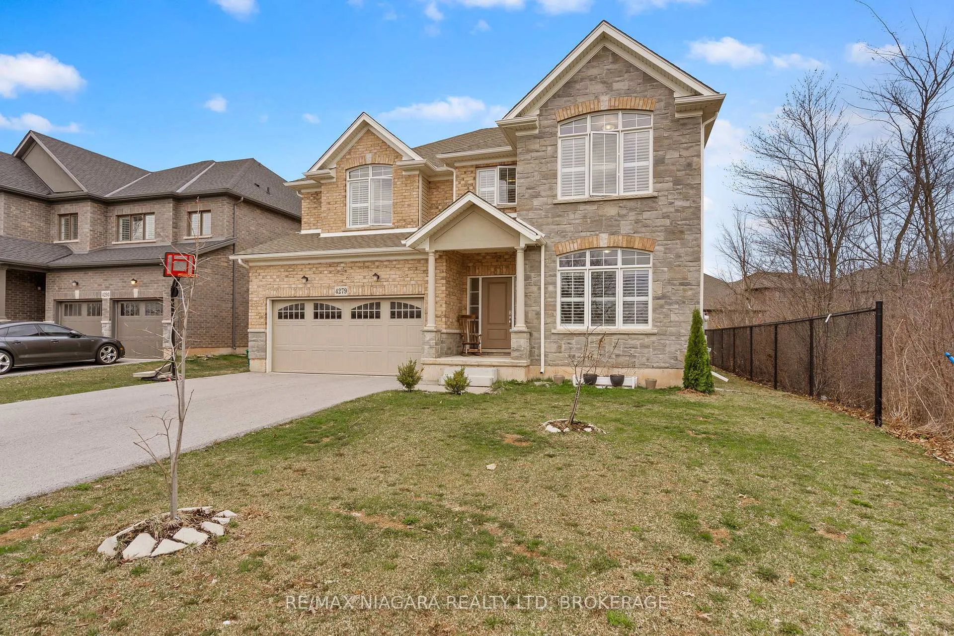 Photo 2 of 4279 Willick Road, Niagara Falls, Lyons Creek — HOMEH