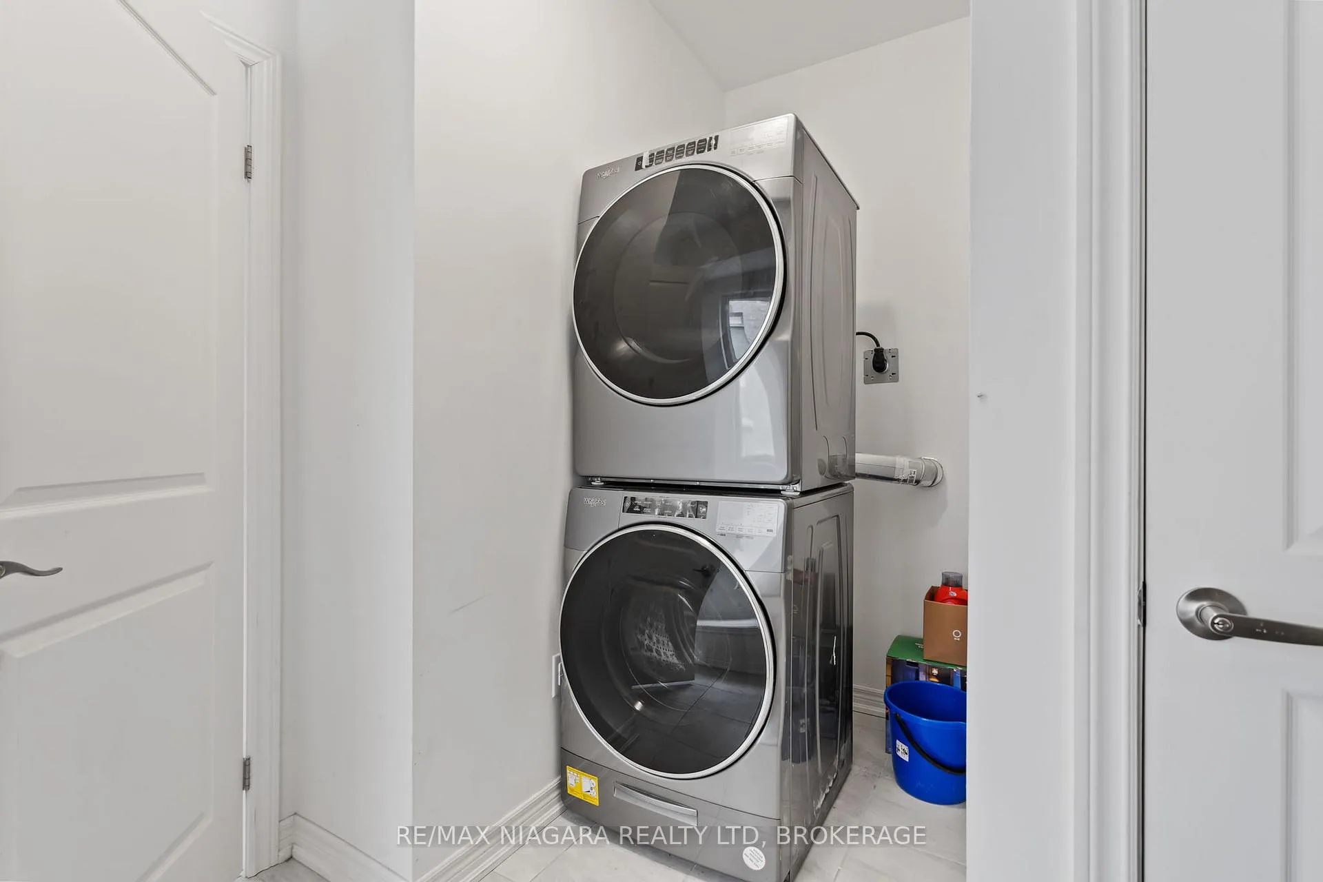 Photo 17 of 4279 Willick Road, Niagara Falls, Lyons Creek — HOMEH