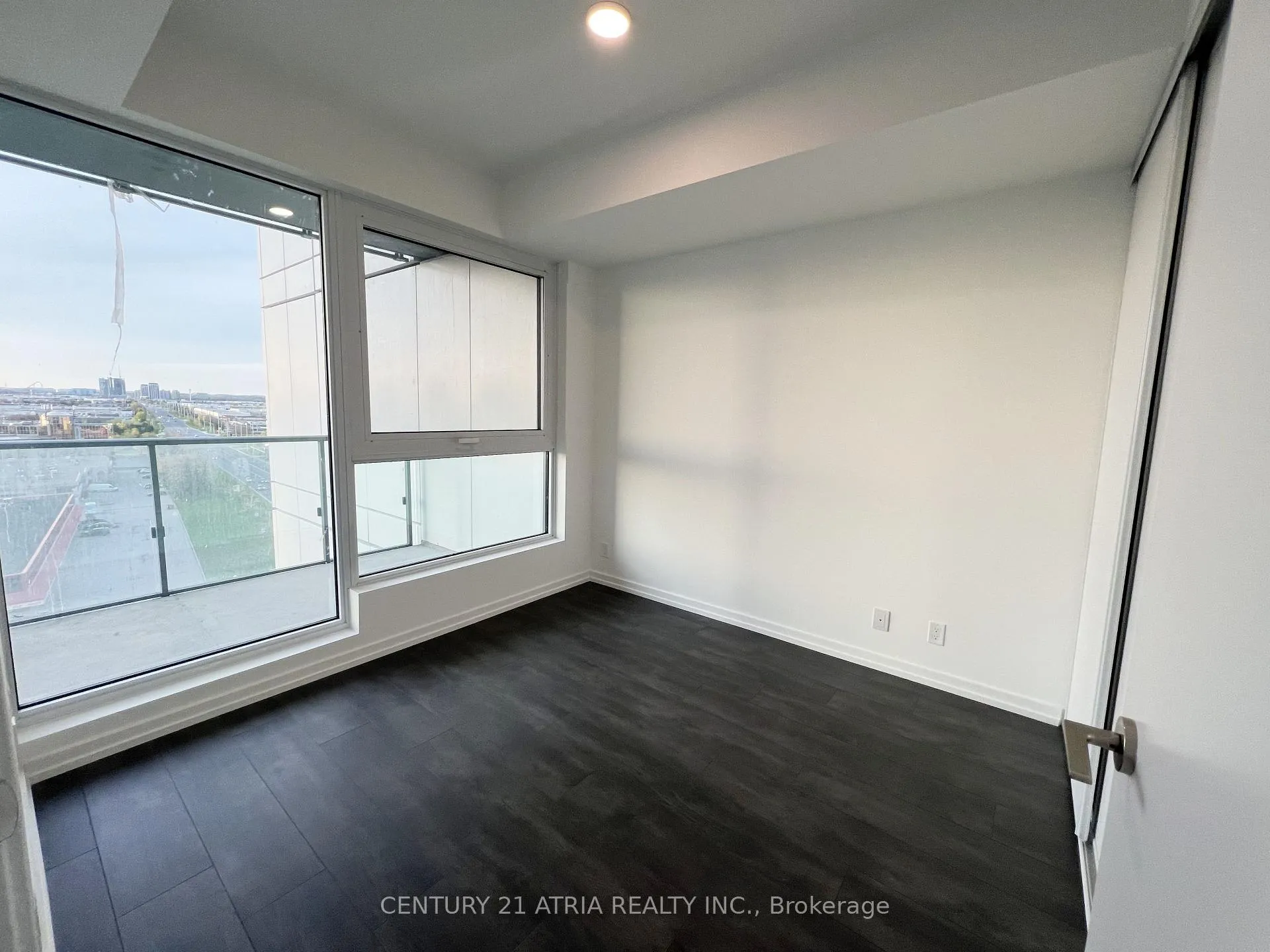 Photo 4 of Unit 1008, 7890 Jane Street, Vaughan, Vaughan Corporate Centre — HOMEH