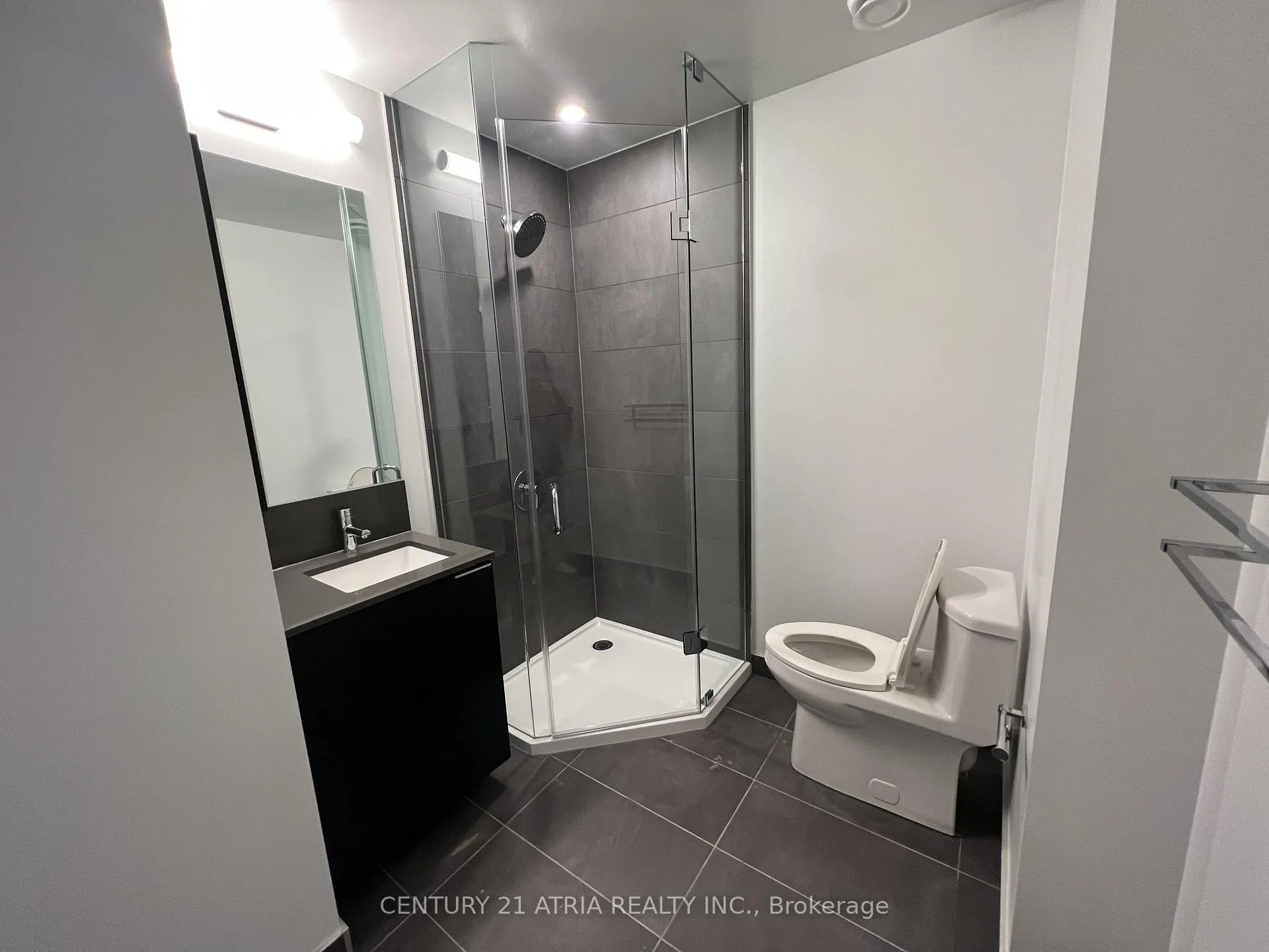Photo 11 of Unit 1008, 7890 Jane Street, Vaughan, Vaughan Corporate Centre — HOMEH