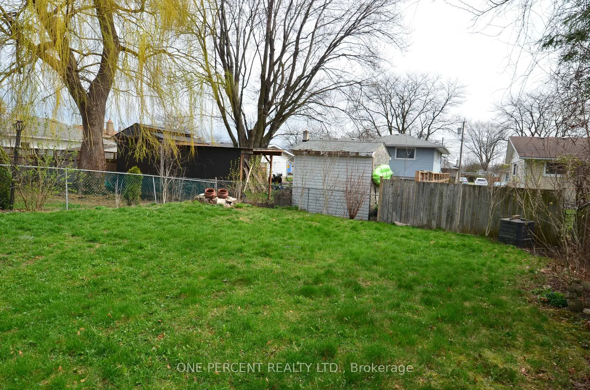 Photo 22 of 64 Dorchester Boulevard, St. Catharines, Carlton/Bunting — HOMEH