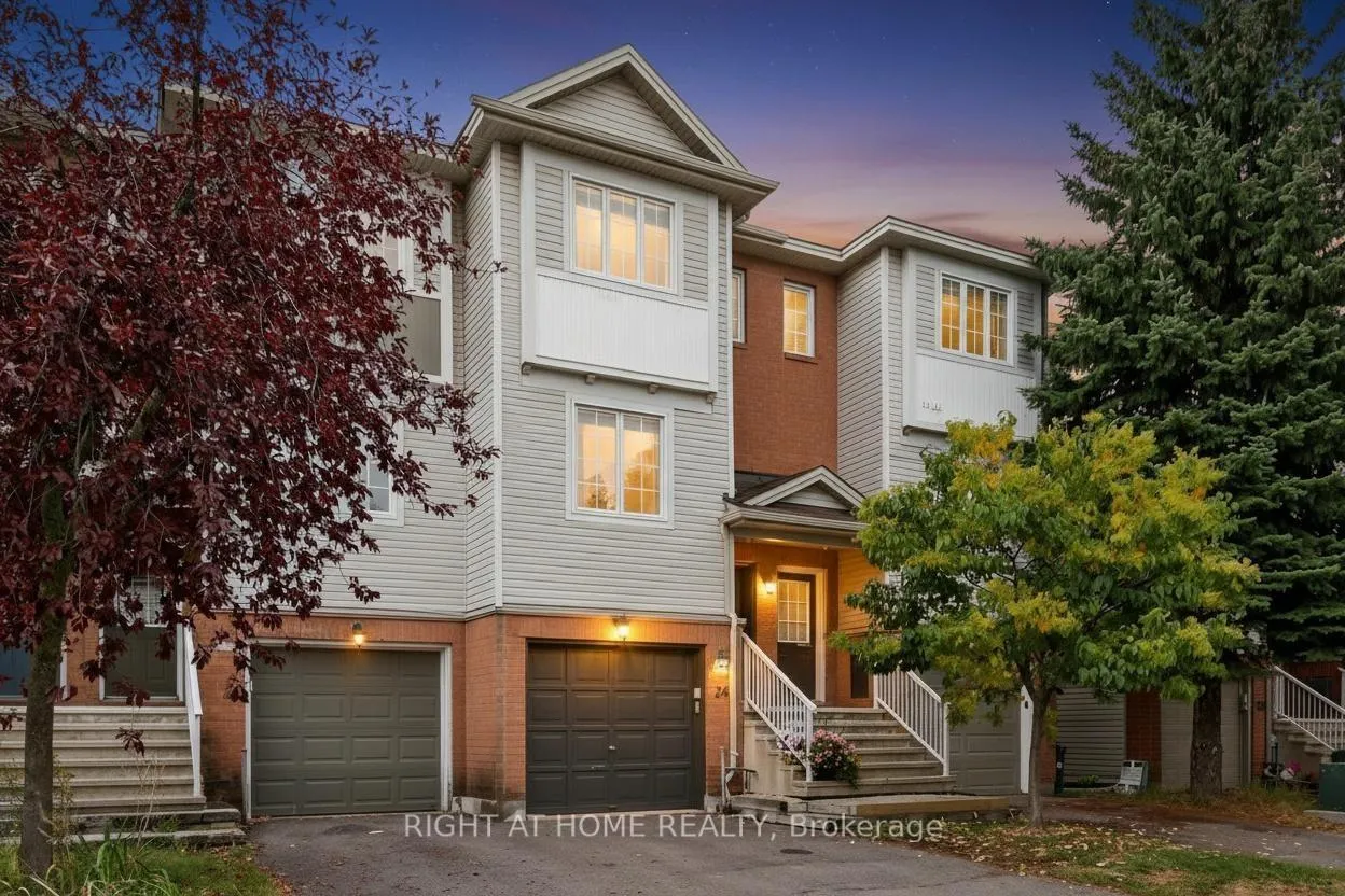 Photo 1 of 24 Manhattan Crescent, Ottawa, Central Park — HOMEH