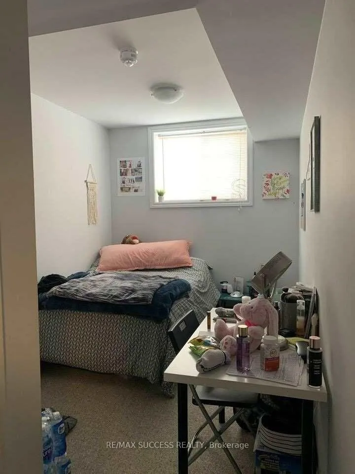 Photo 9 of Unit 9, 246 Penetanguishene Rd, Barrie, Georgian Drive — HOMEH