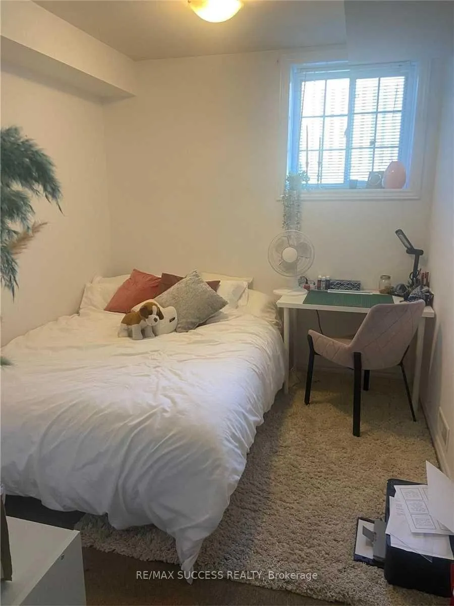 Photo 11 of Unit 9, 246 Penetanguishene Rd, Barrie, Georgian Drive — HOMEH