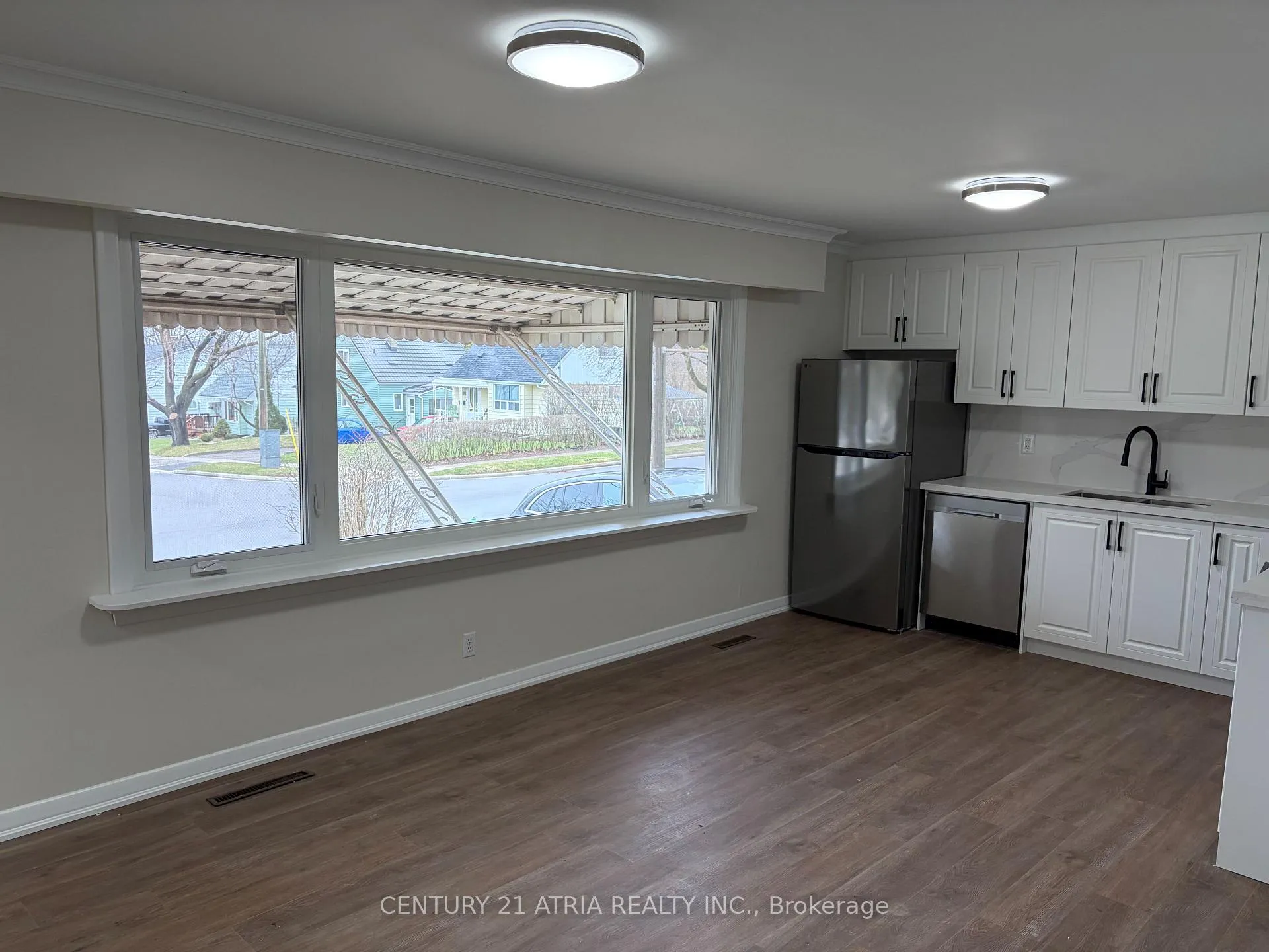 Photo 5 of Unit Upper, 13 Ridgewood Avenue, Guelph, Junction/Onward Willow — HOMEH