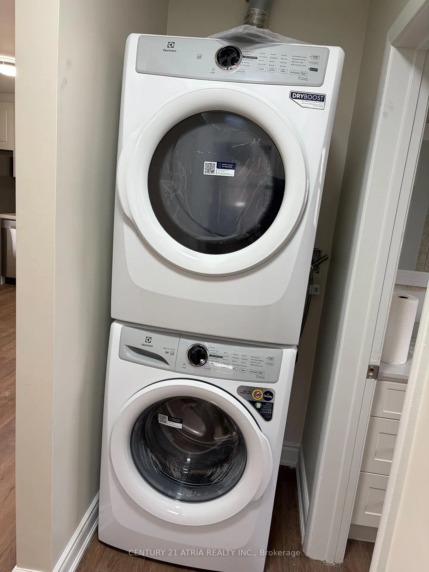 Photo 10 of Unit Upper, 13 Ridgewood Avenue, Guelph, Junction/Onward Willow — HOMEH