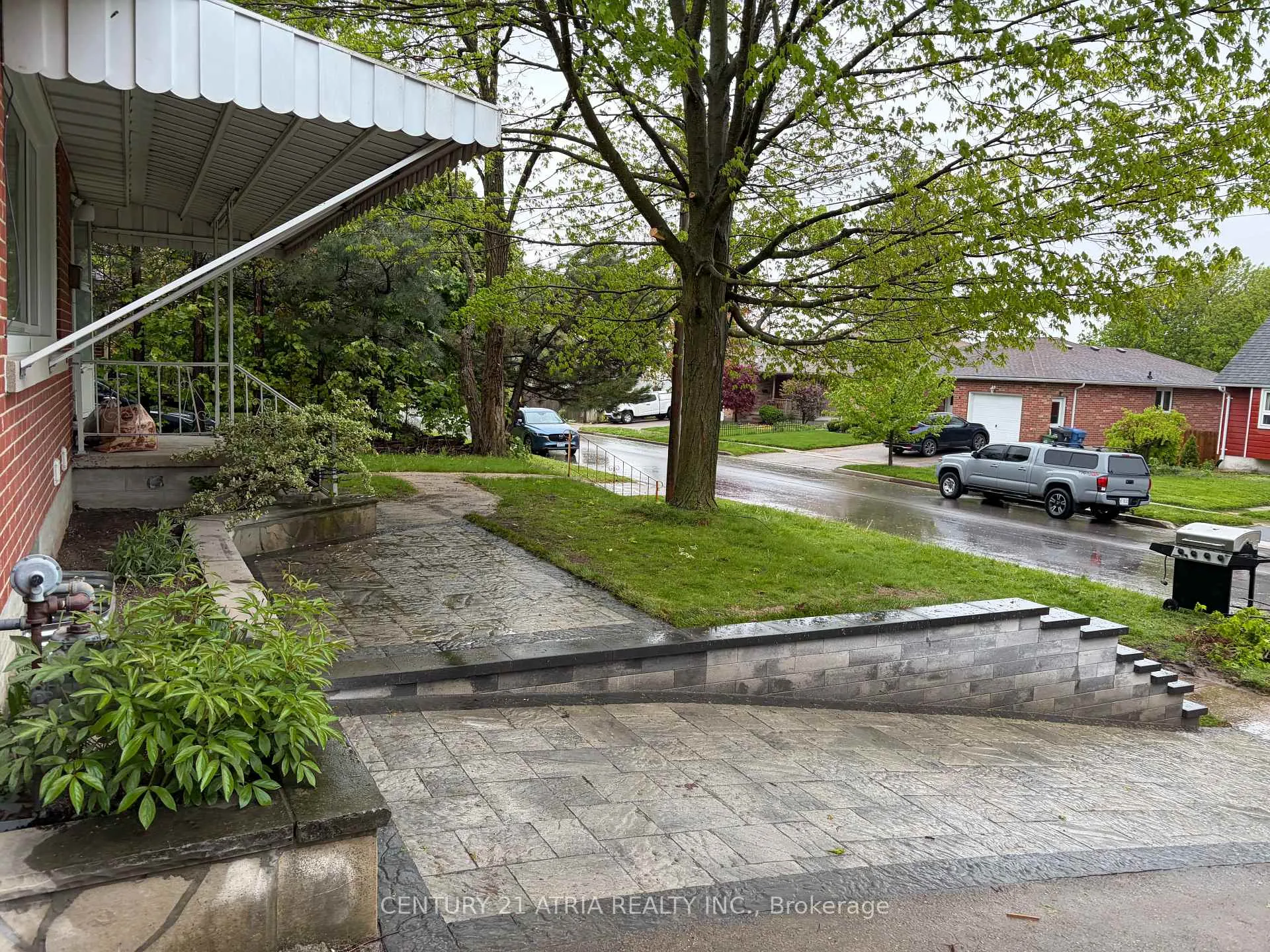 Photo 3 of Unit Upper, 13 Ridgewood Avenue, Guelph, Junction/Onward Willow — HOMEH