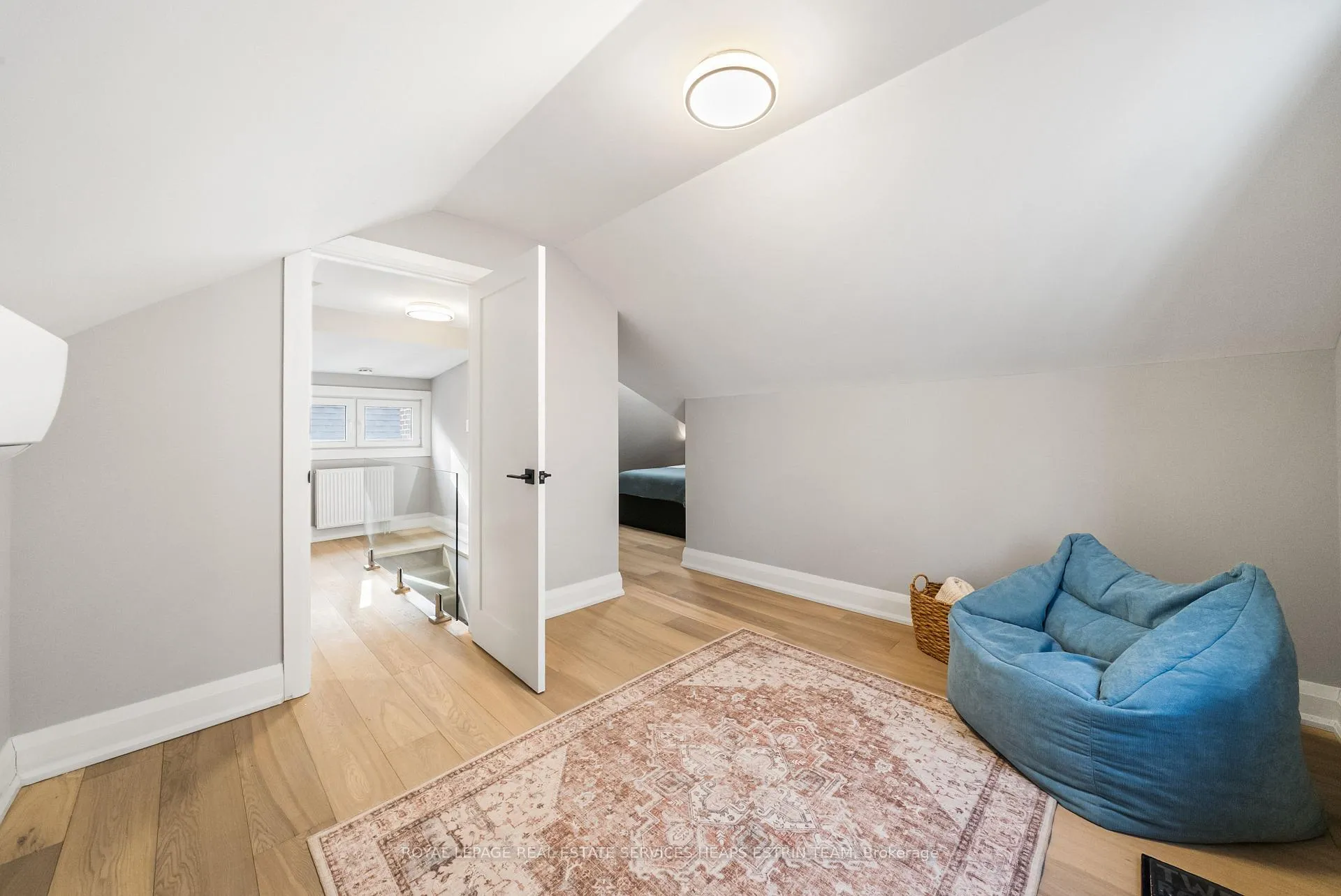 Photo 28 of 335 St Clair Avenue E, Toronto, Rosedale-Moore Park — HOMEH