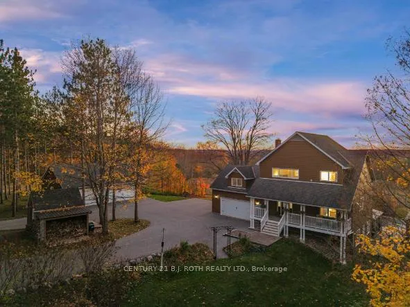 Front of 646 Moonstone Rd W