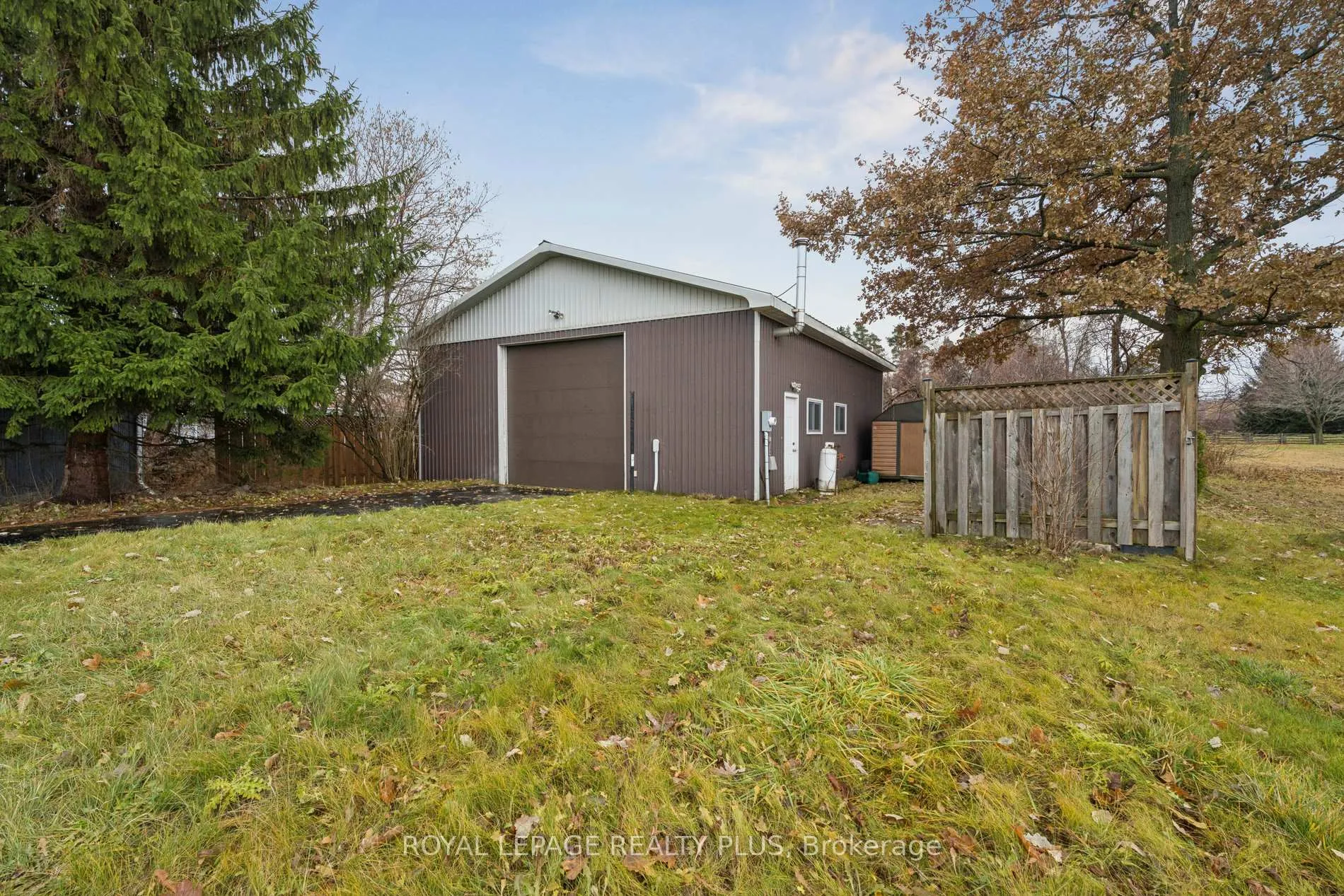 Photo 32 of 7719 Poplar Side Road, Clearview, Rural Clearview — HOMEH