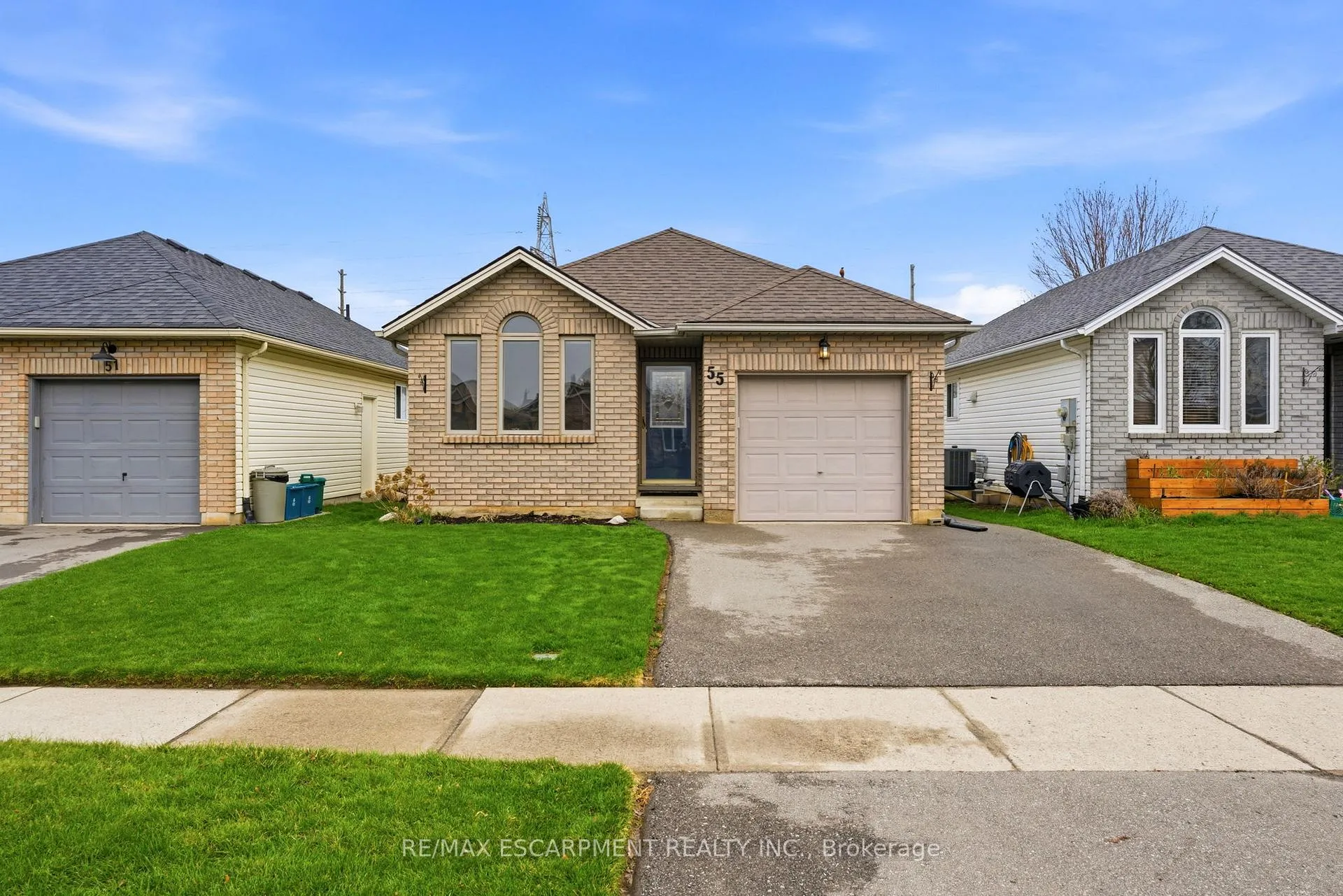 Photo 1 of 55 Anastasia Crescent, Brantford — HOMEH
