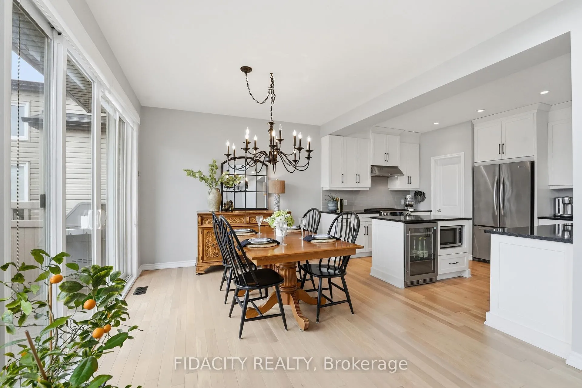 Photo 11 of 216 Balikun Heights, Ottawa, Kanata - Emerald Meadows/Trailwest — HOMEH