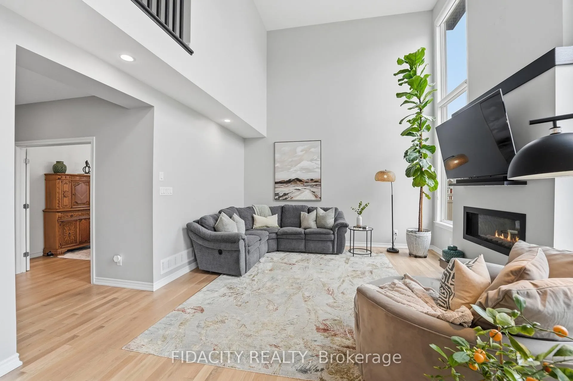 Photo 14 of 216 Balikun Heights, Ottawa, Kanata - Emerald Meadows/Trailwest — HOMEH