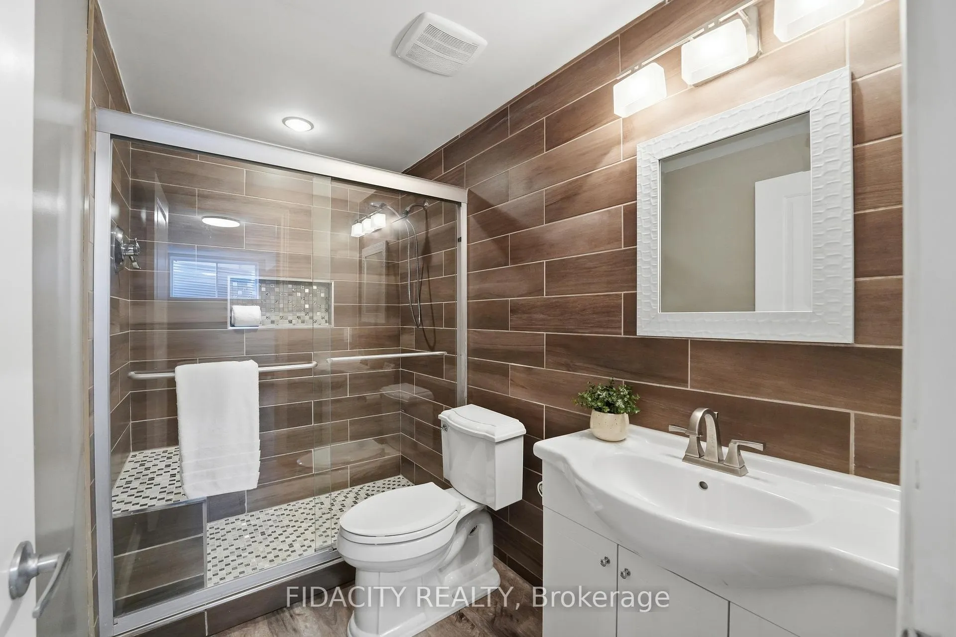 Photo 36 of 216 Balikun Heights, Ottawa, Kanata - Emerald Meadows/Trailwest — HOMEH