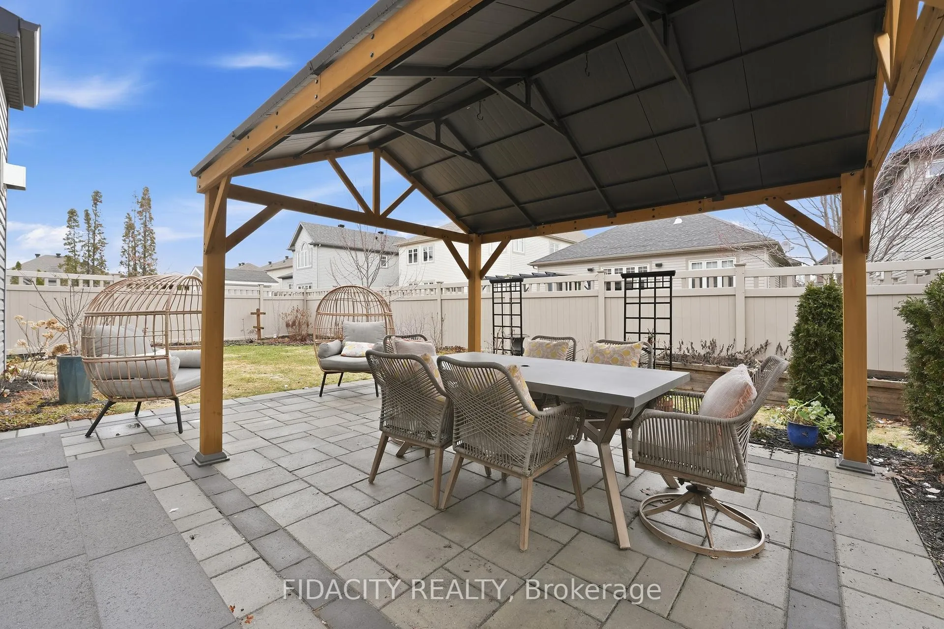 Photo 37 of 216 Balikun Heights, Ottawa, Kanata - Emerald Meadows/Trailwest — HOMEH