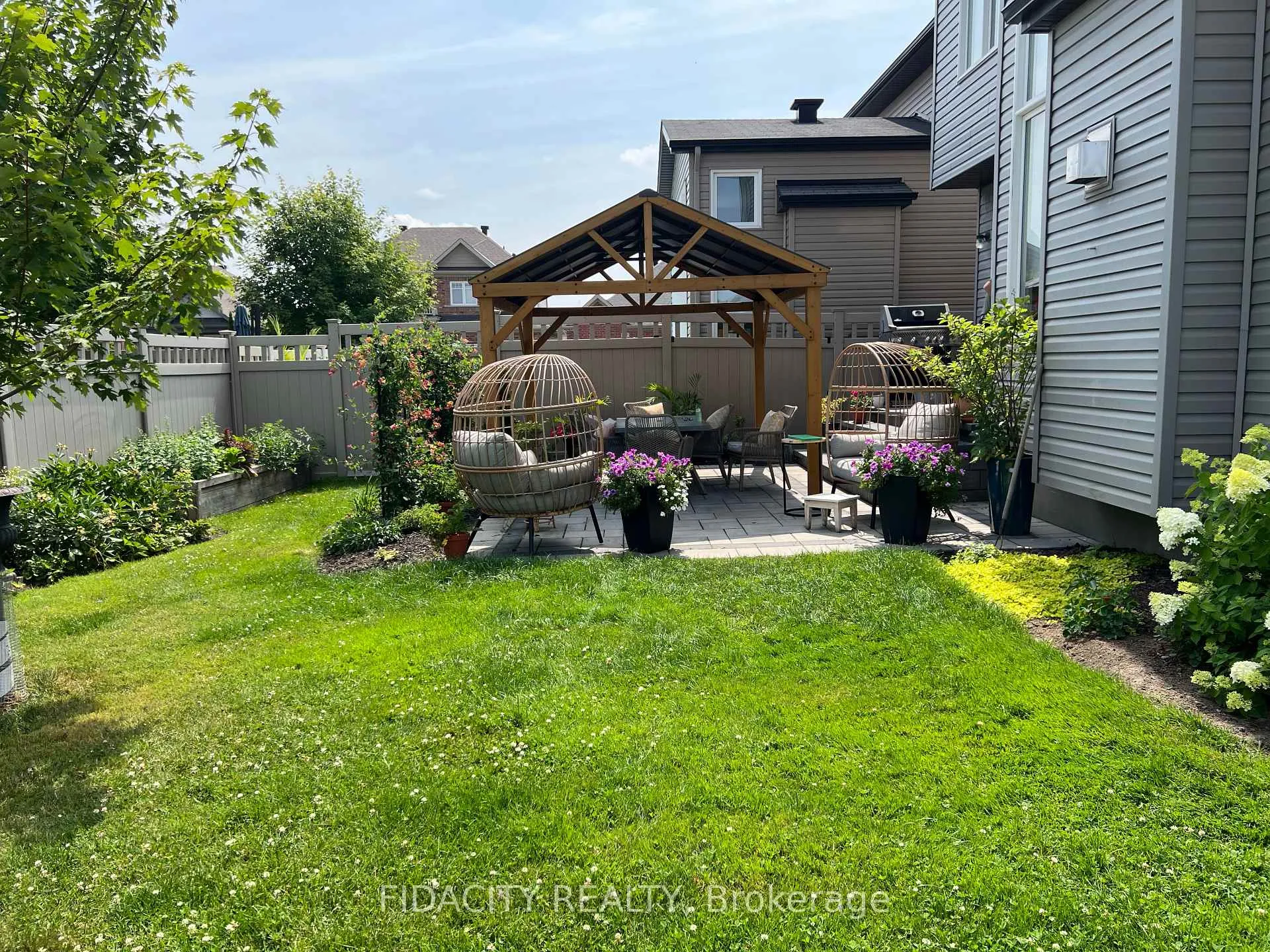Photo 39 of 216 Balikun Heights, Ottawa, Kanata - Emerald Meadows/Trailwest — HOMEH