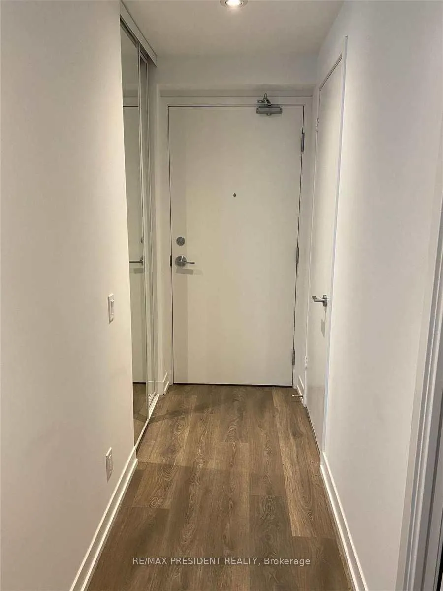 Photo 5 of Unit 1606, 5 Buttermill Avenue, Vaughan, Vaughan Corporate Centre — HOMEH