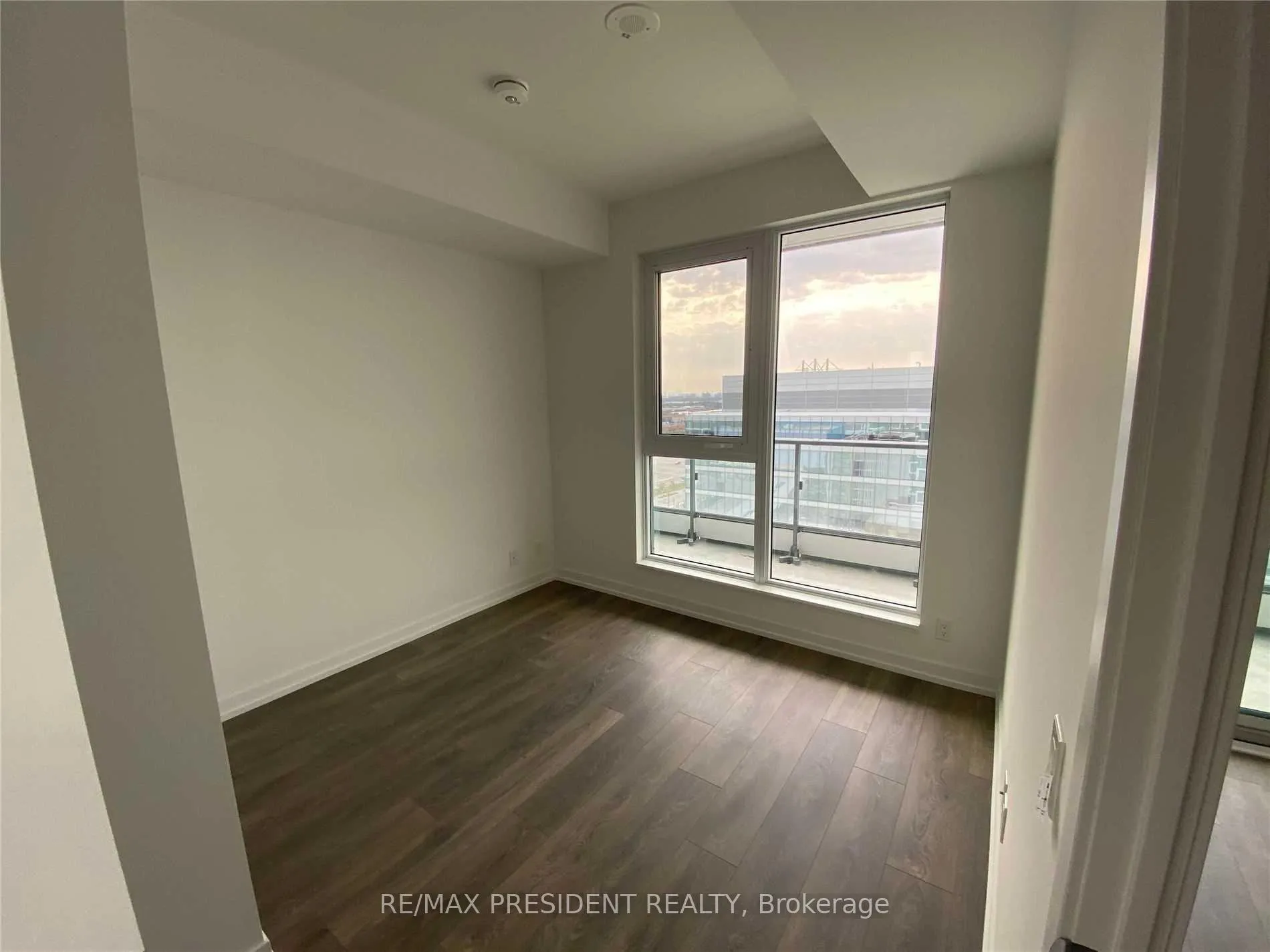 Photo 7 of Unit 1606, 5 Buttermill Avenue, Vaughan, Vaughan Corporate Centre — HOMEH