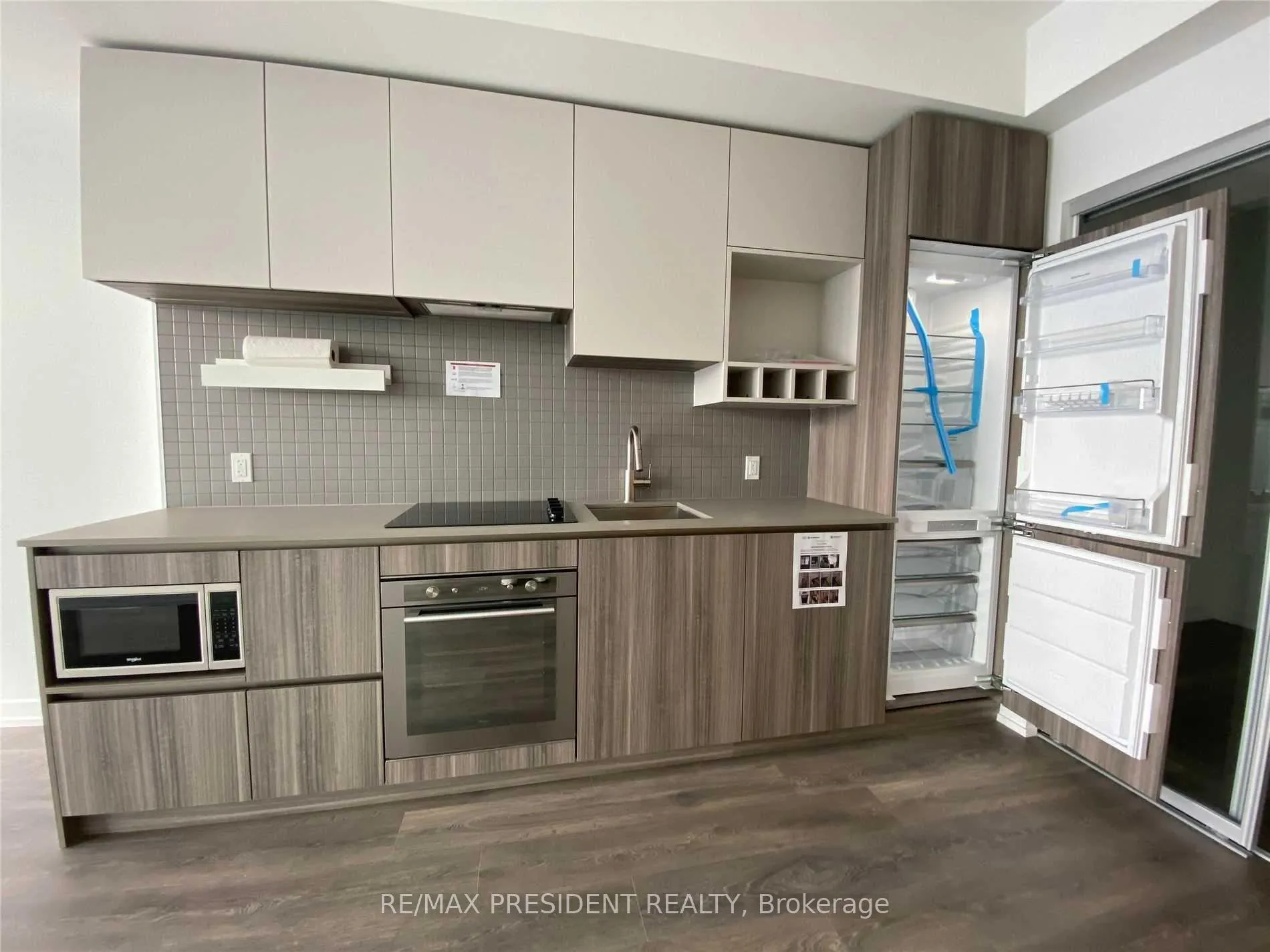 Photo 17 of Unit 1606, 5 Buttermill Avenue, Vaughan, Vaughan Corporate Centre — HOMEH