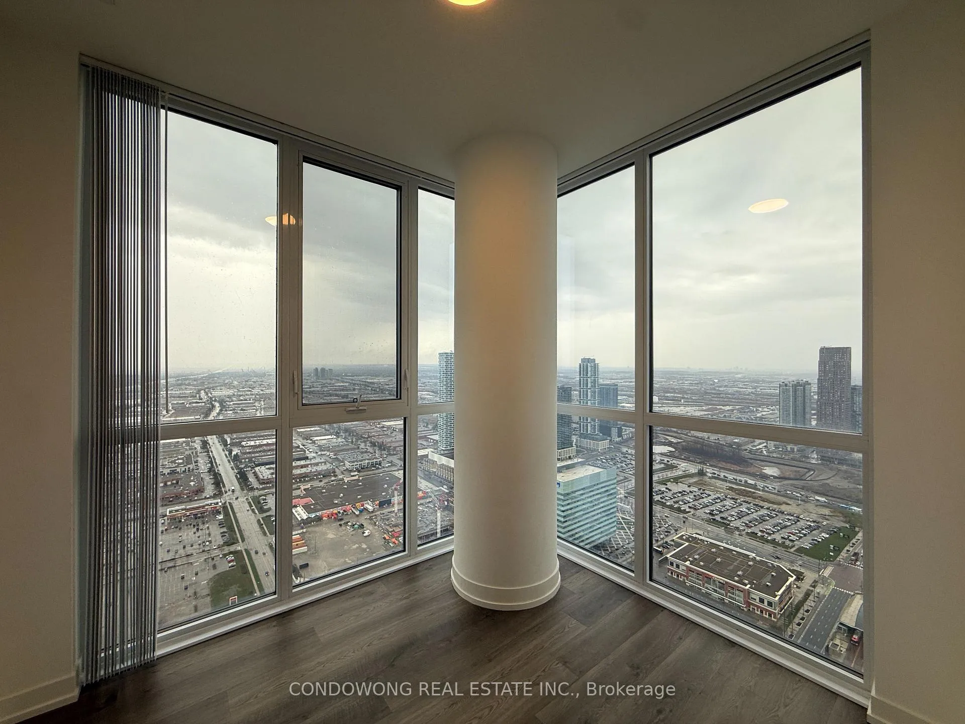 Photo 7 of Unit 6006, 8 Interchange Way, Vaughan, Vaughan Corporate Centre — HOMEH