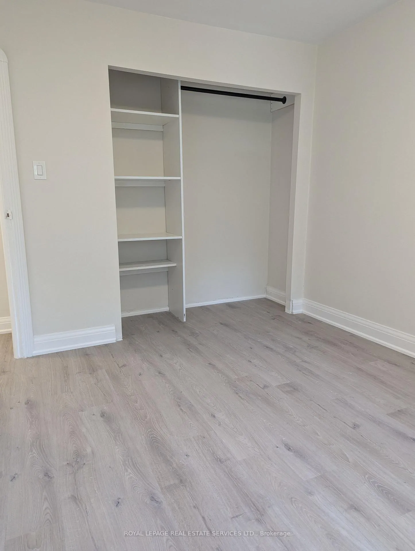 Photo 9 of Unit Main Floor, 292 Scott Road, Toronto, Keelesdale-Eglinton West — HOMEH