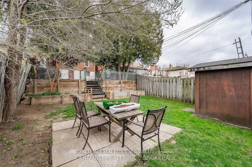 Photo 12 of Unit Main Floor, 292 Scott Road, Toronto, Keelesdale-Eglinton West — HOMEH