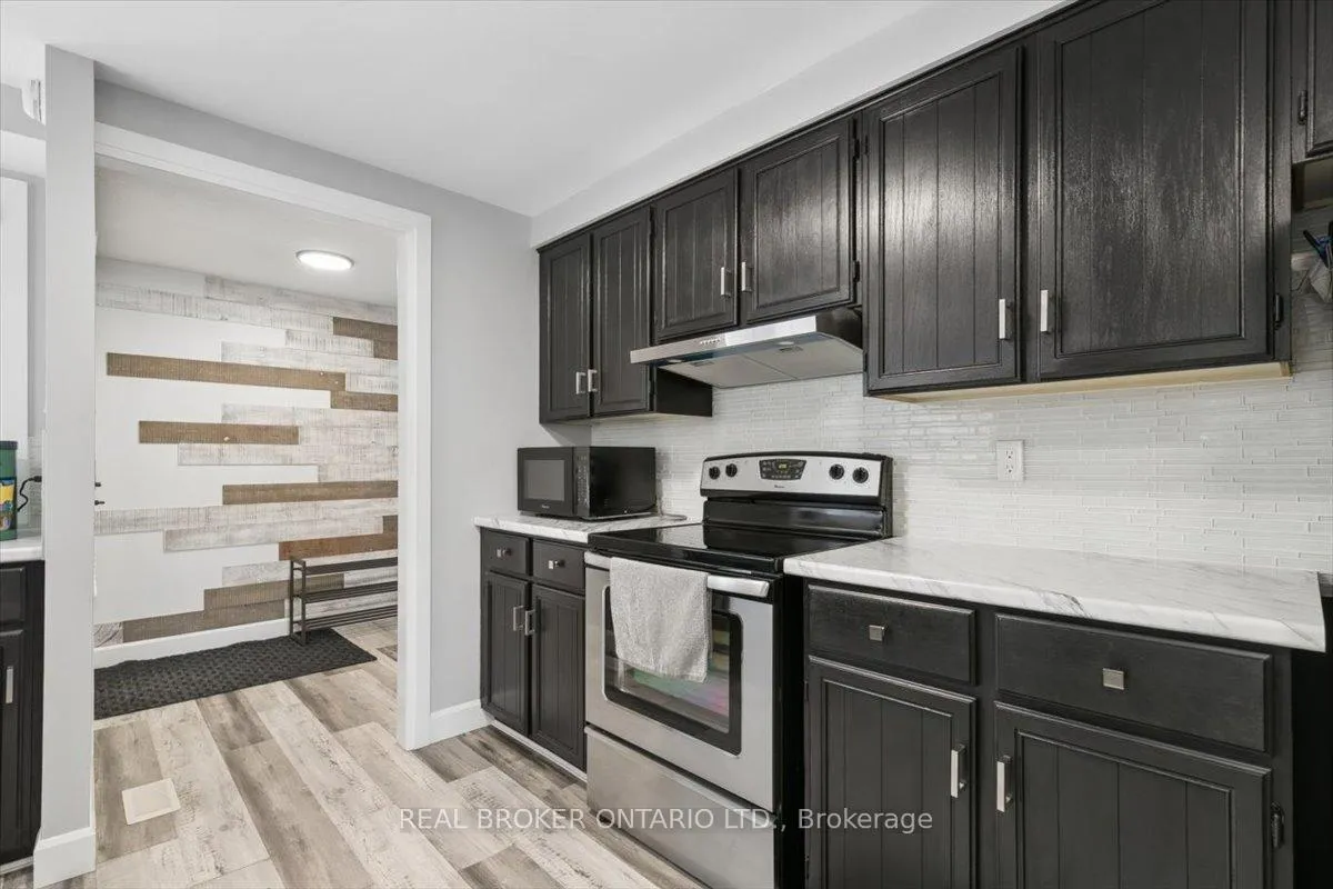 Photo 7 of Unit 3, 481 Beechwood Drive, Waterloo, Westvale — HOMEH