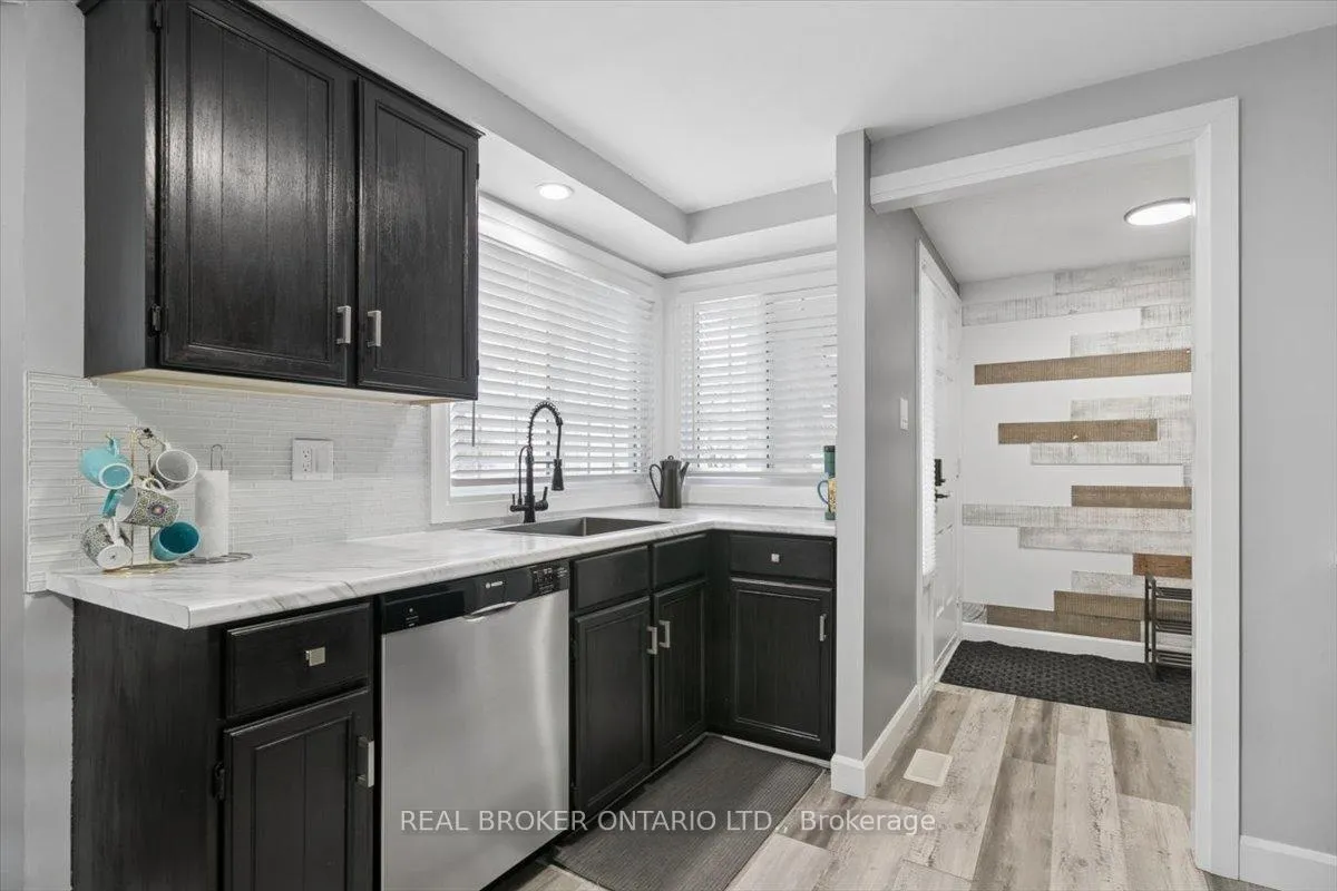 Photo 8 of Unit 3, 481 Beechwood Drive, Waterloo, Westvale — HOMEH