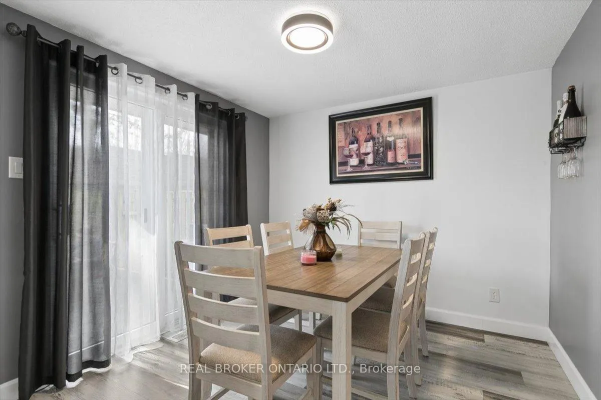 Photo 11 of Unit 3, 481 Beechwood Drive, Waterloo, Westvale — HOMEH