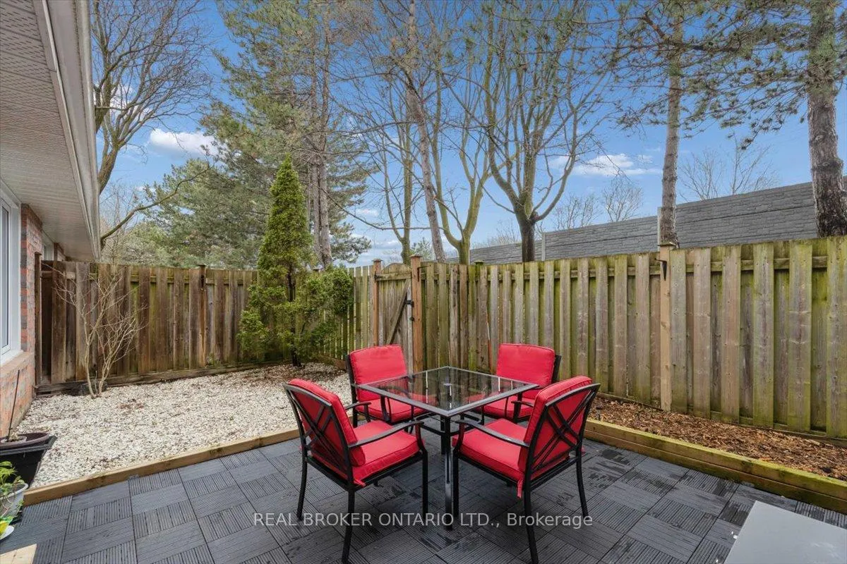 Photo 36 of Unit 3, 481 Beechwood Drive, Waterloo, Westvale — HOMEH