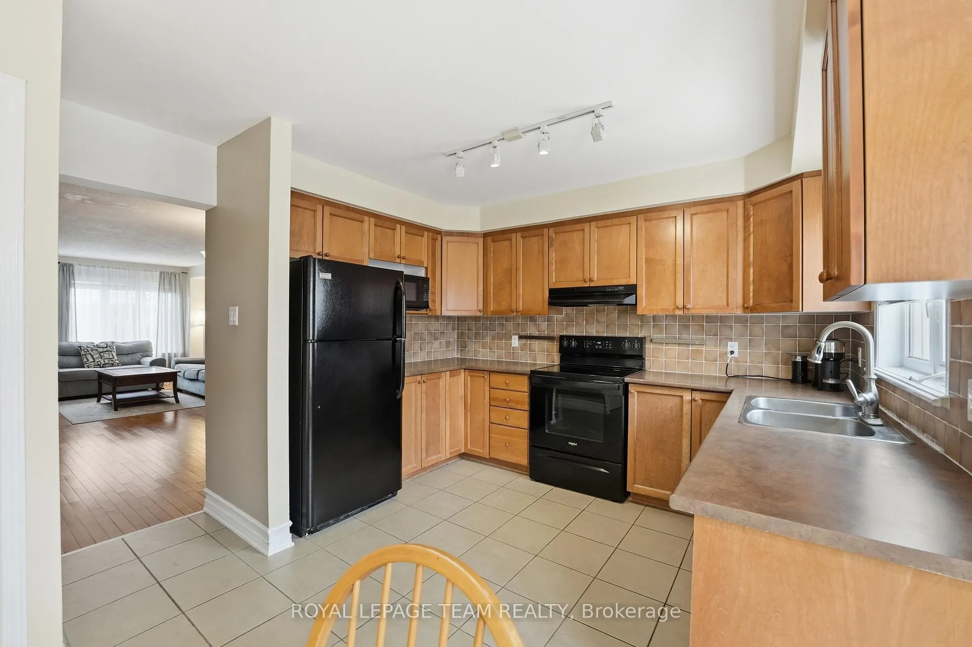 Photo 18 of Unit 206, 90 Edenvale Drive, Ottawa, Kanata - Beaverbrook — HOMEH