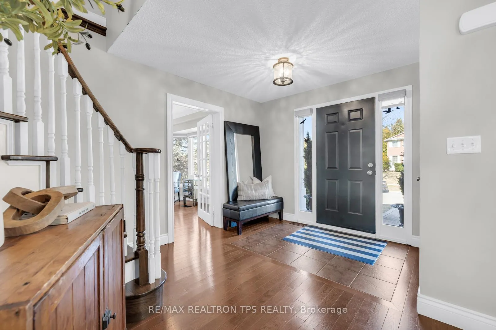 Photo 5 of 768 Barbados Street, Oshawa, Northglen — HOMEH