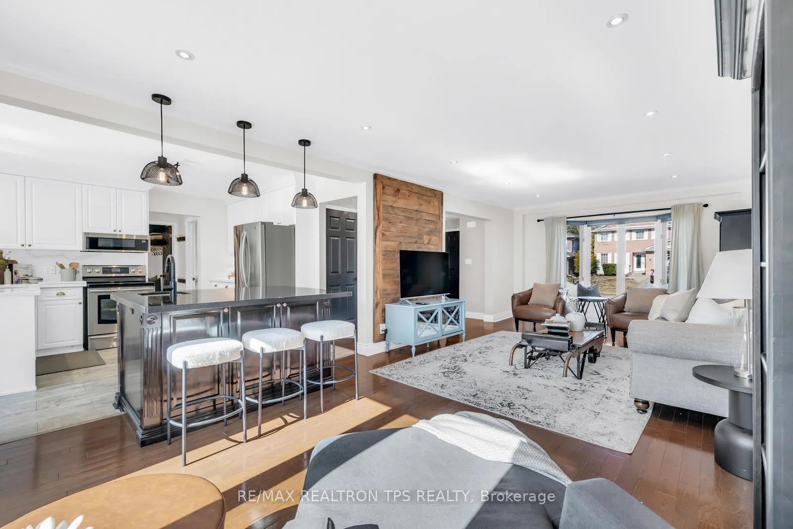 Photo 9 of 768 Barbados Street, Oshawa, Northglen — HOMEH