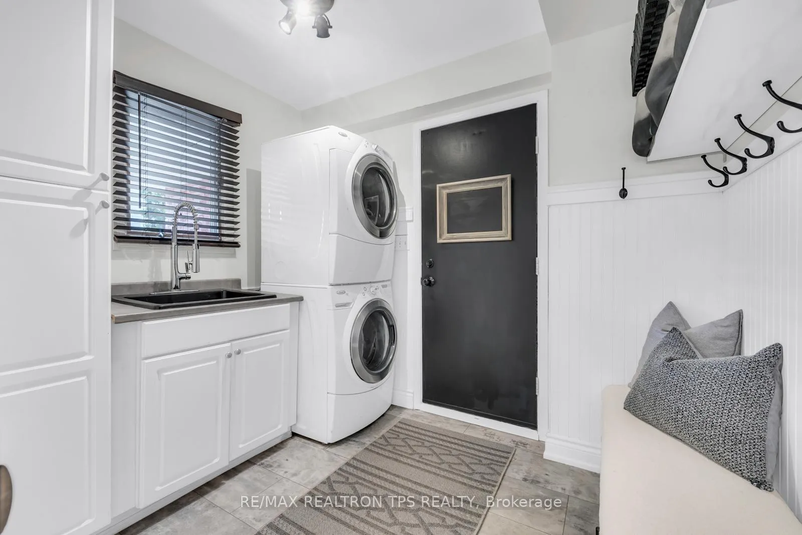 Photo 18 of 768 Barbados Street, Oshawa, Northglen — HOMEH