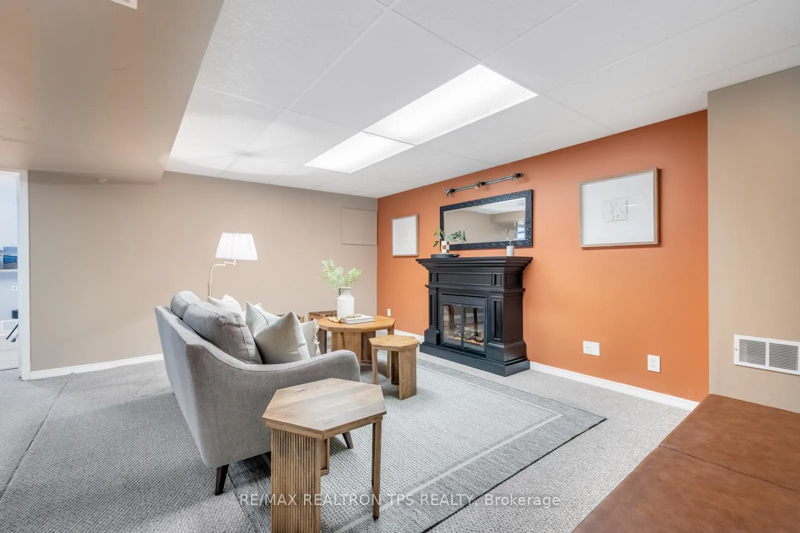 Photo 32 of 768 Barbados Street, Oshawa, Northglen — HOMEH