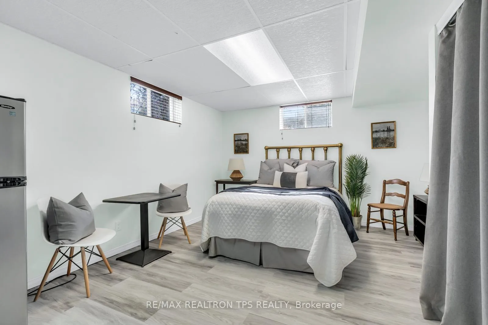 Photo 37 of 768 Barbados Street, Oshawa, Northglen — HOMEH
