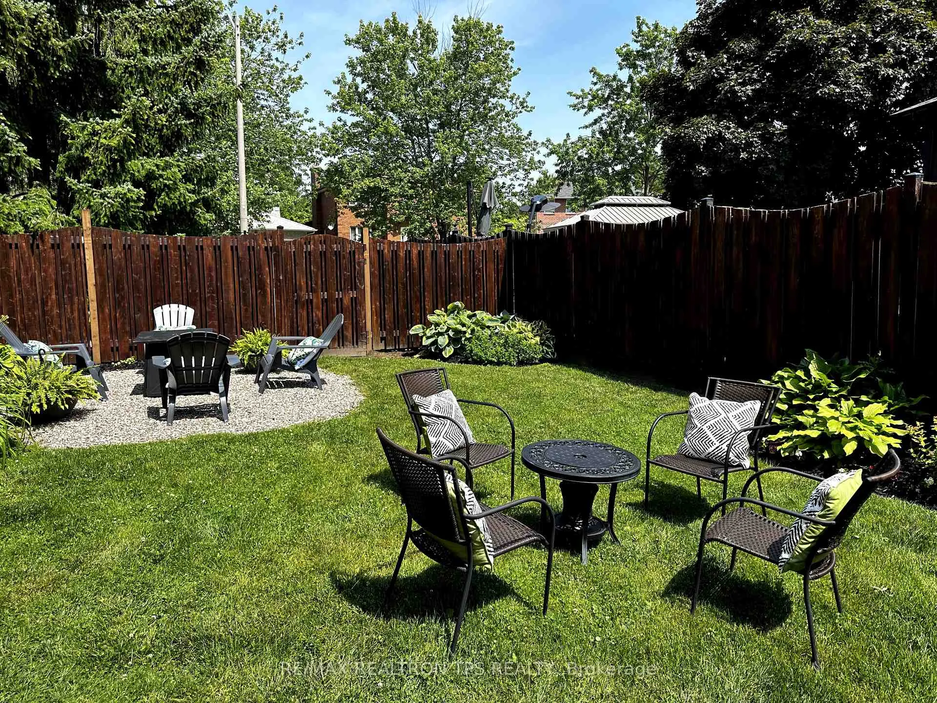 Photo 42 of 768 Barbados Street, Oshawa, Northglen — HOMEH